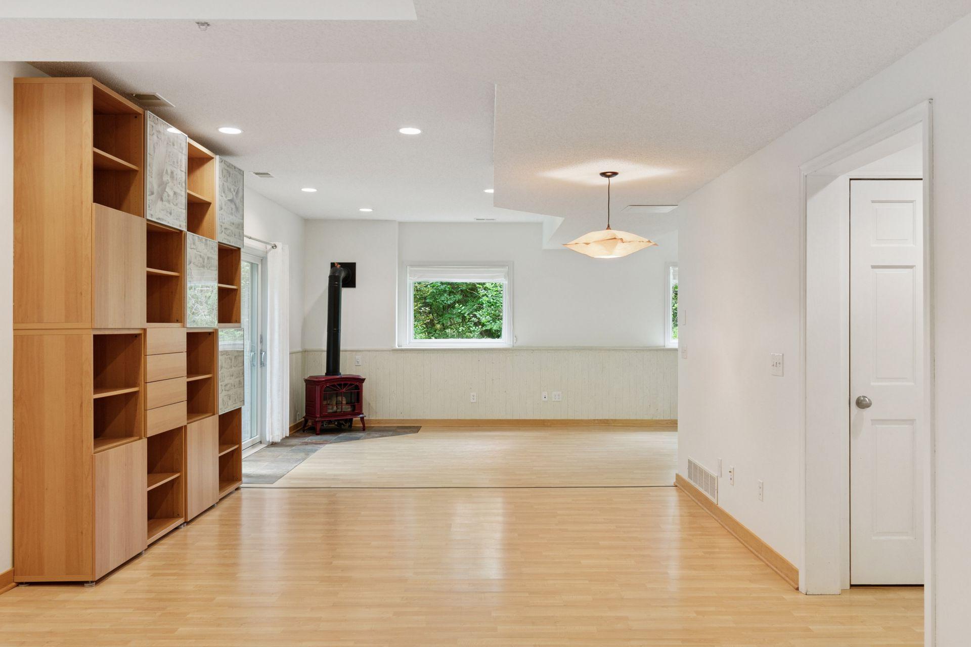9568 57th Street N
