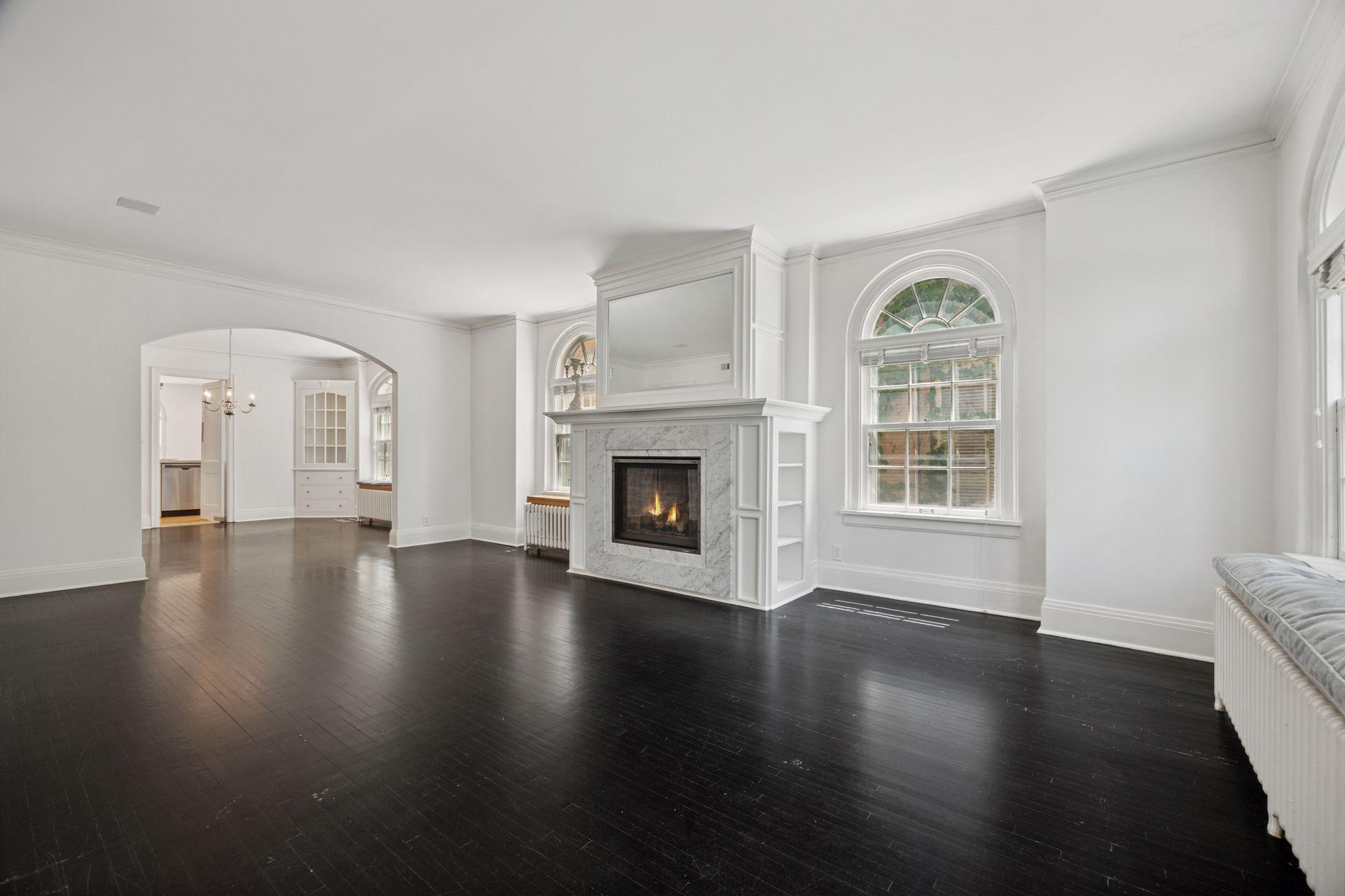 1785 Dupont Avenue S