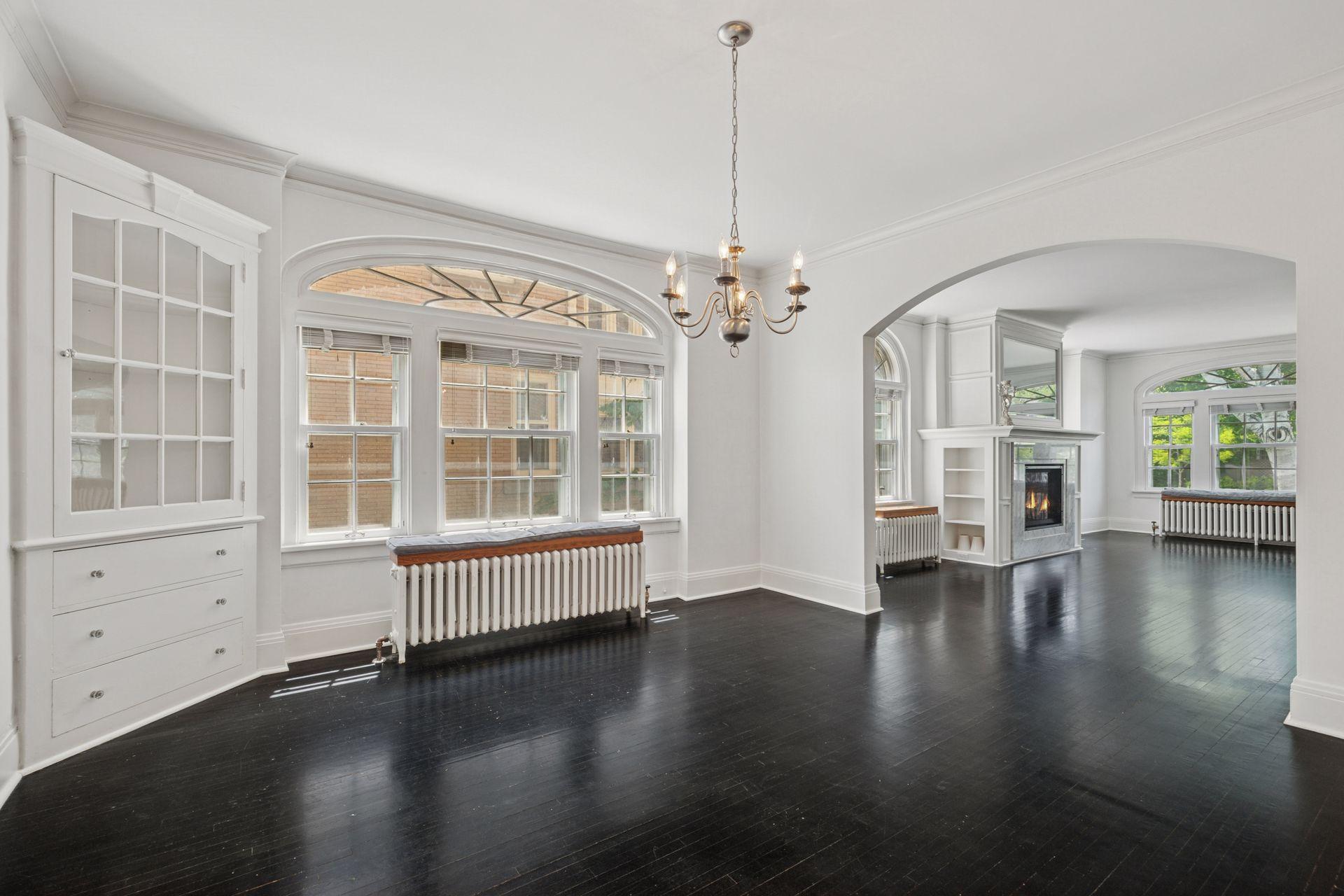 1785 Dupont Avenue S