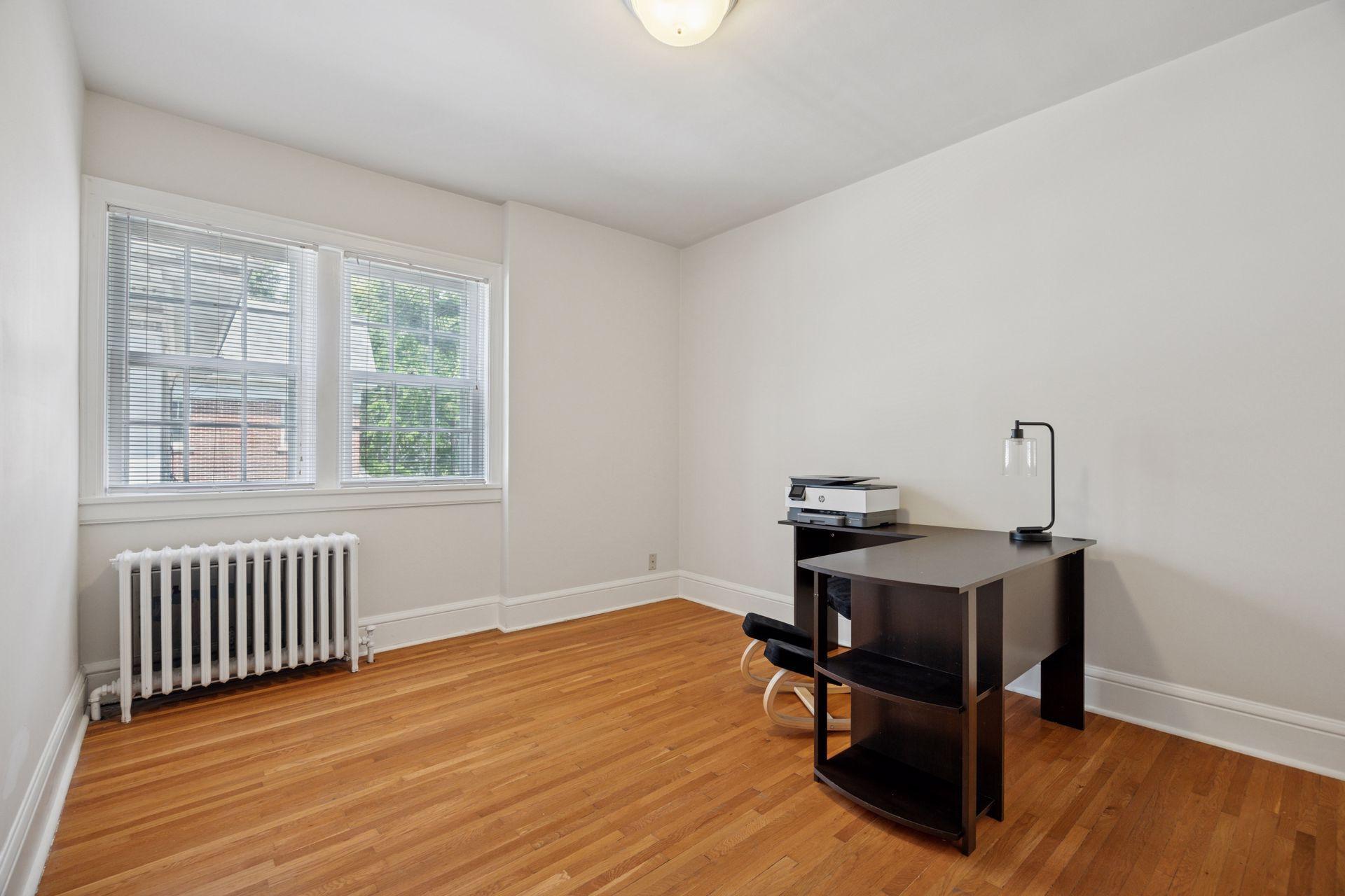 1785 Dupont Avenue S