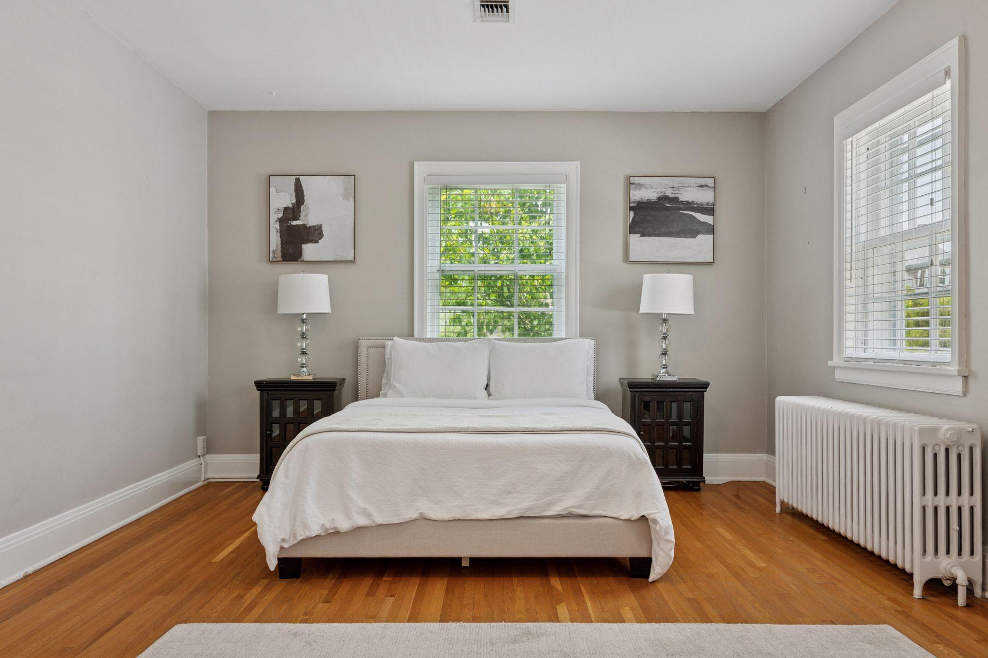 1785 Dupont Avenue S