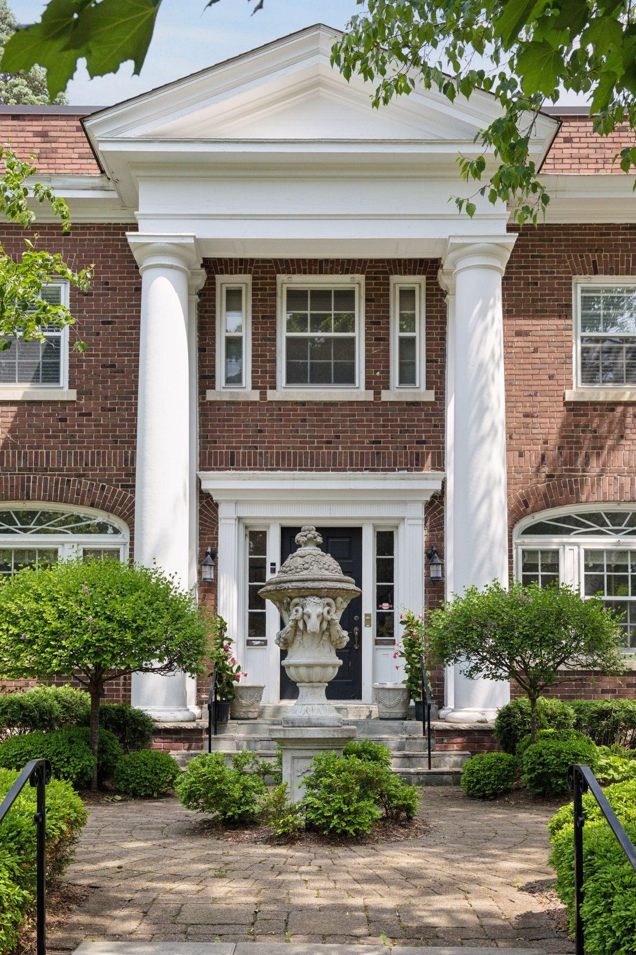 1785 Dupont Avenue S