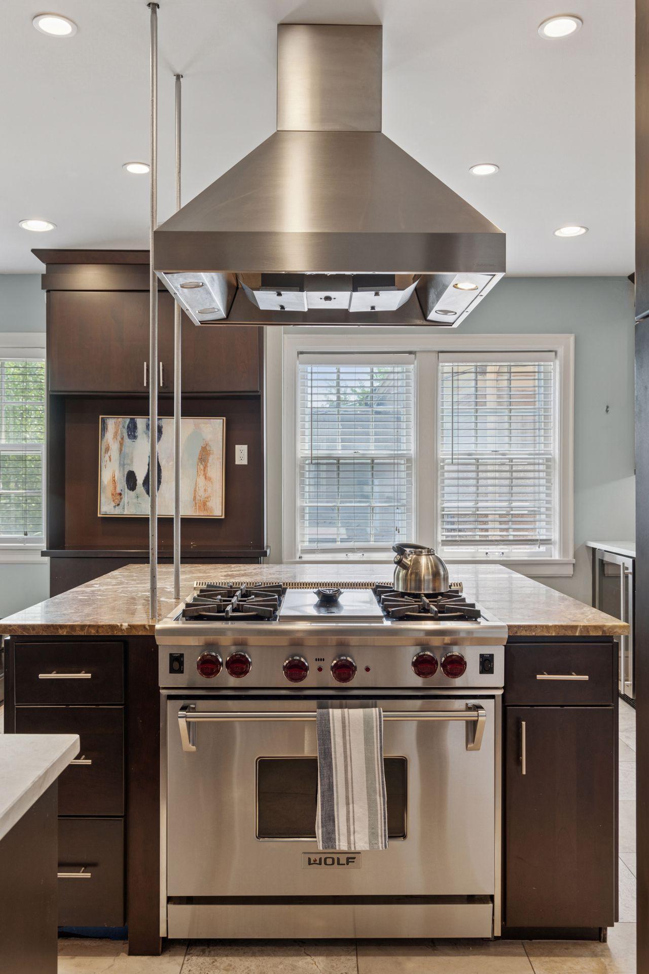 1785 Dupont Avenue S