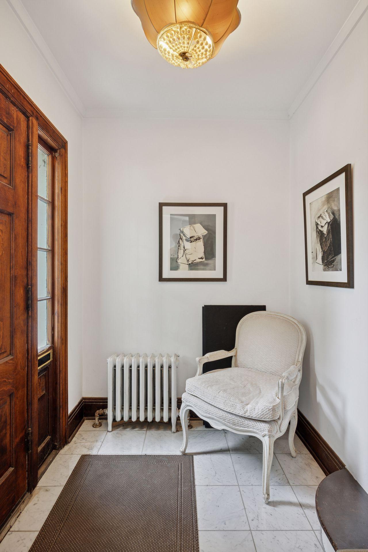 1785 Dupont Avenue S