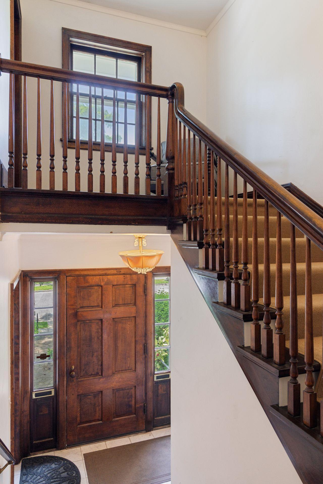 1785 Dupont Avenue S