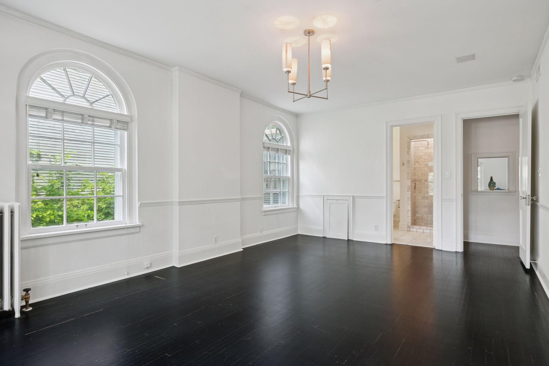 1785 Dupont Avenue S