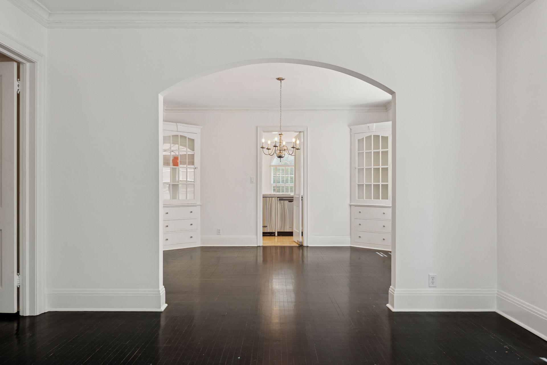 1785 Dupont Avenue S