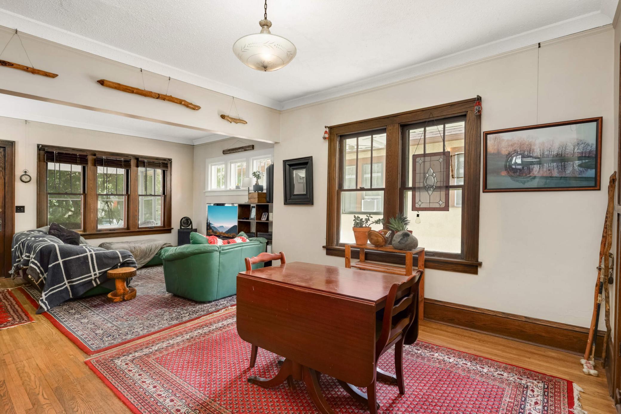 1914 Grand Avenue