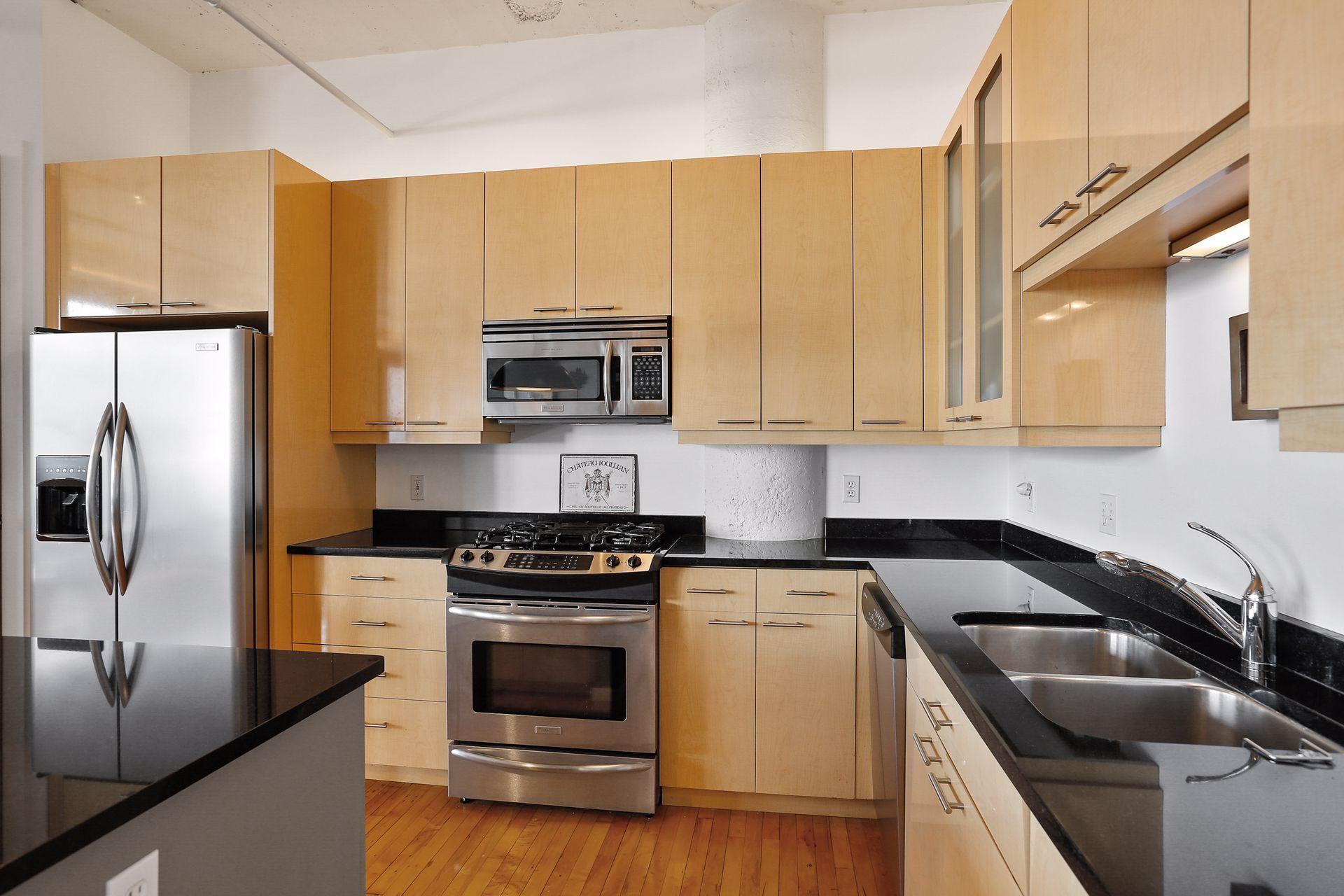 290 Market Street Unit: 716