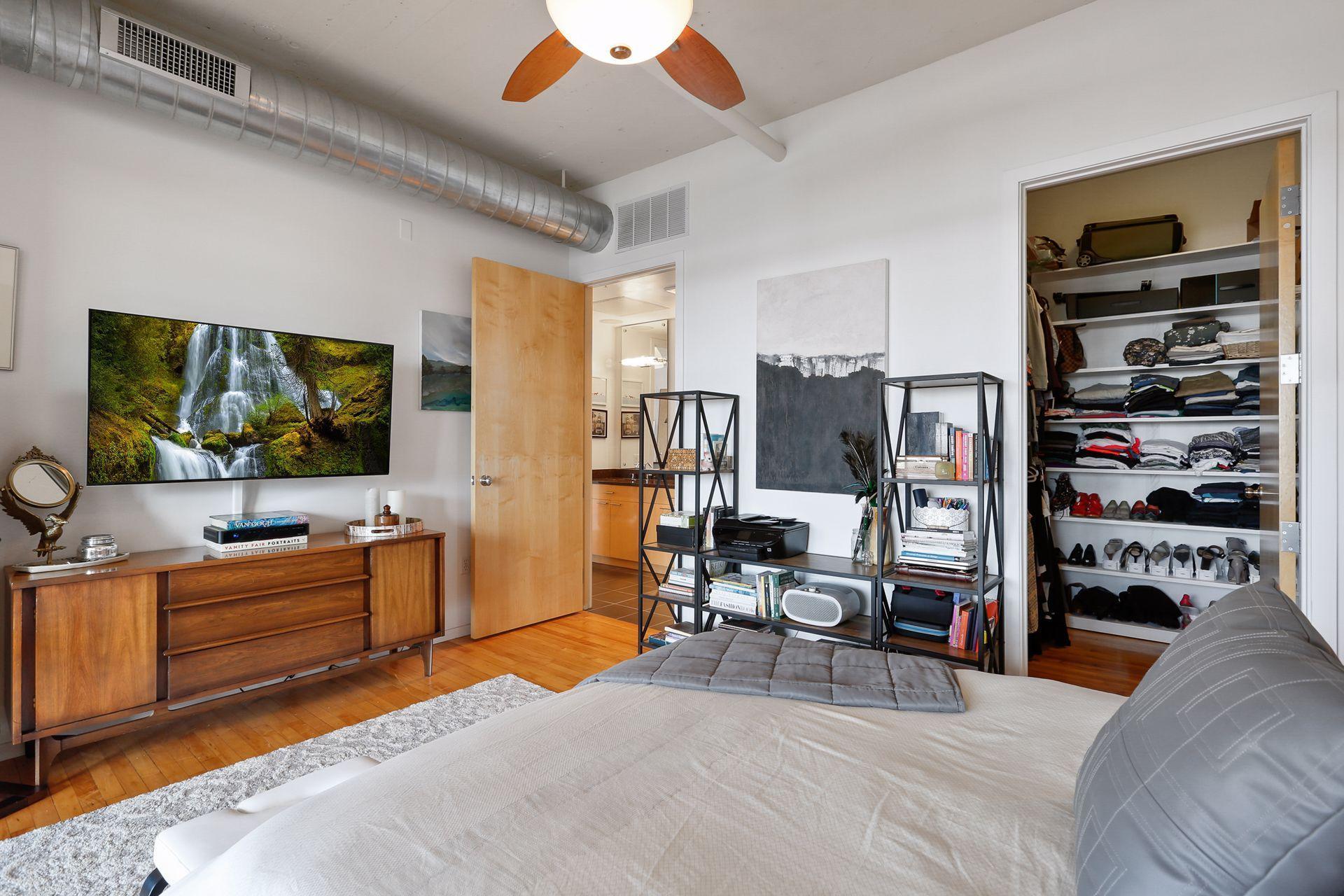290 Market Street Unit: 716