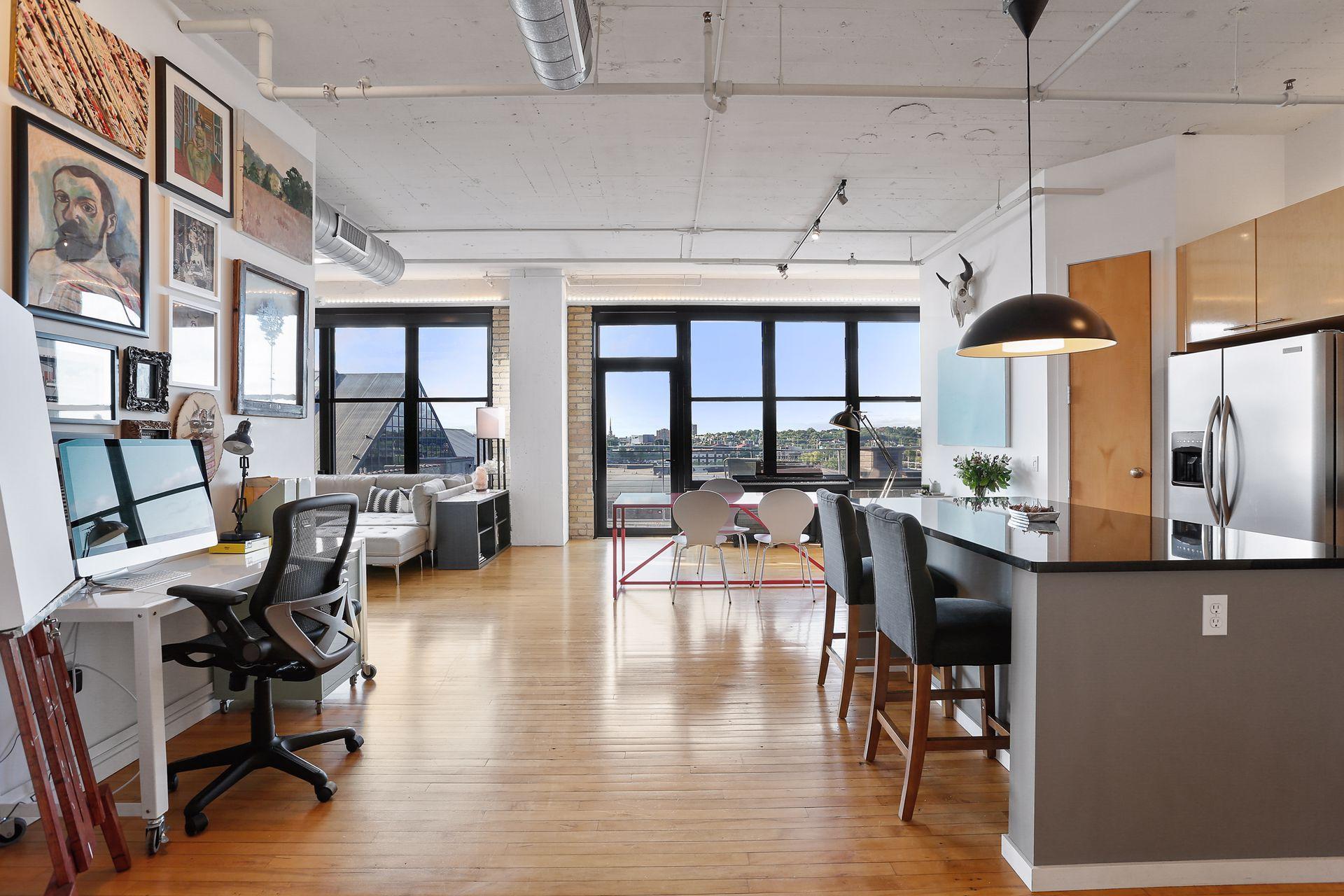 290 Market Street Unit: 716