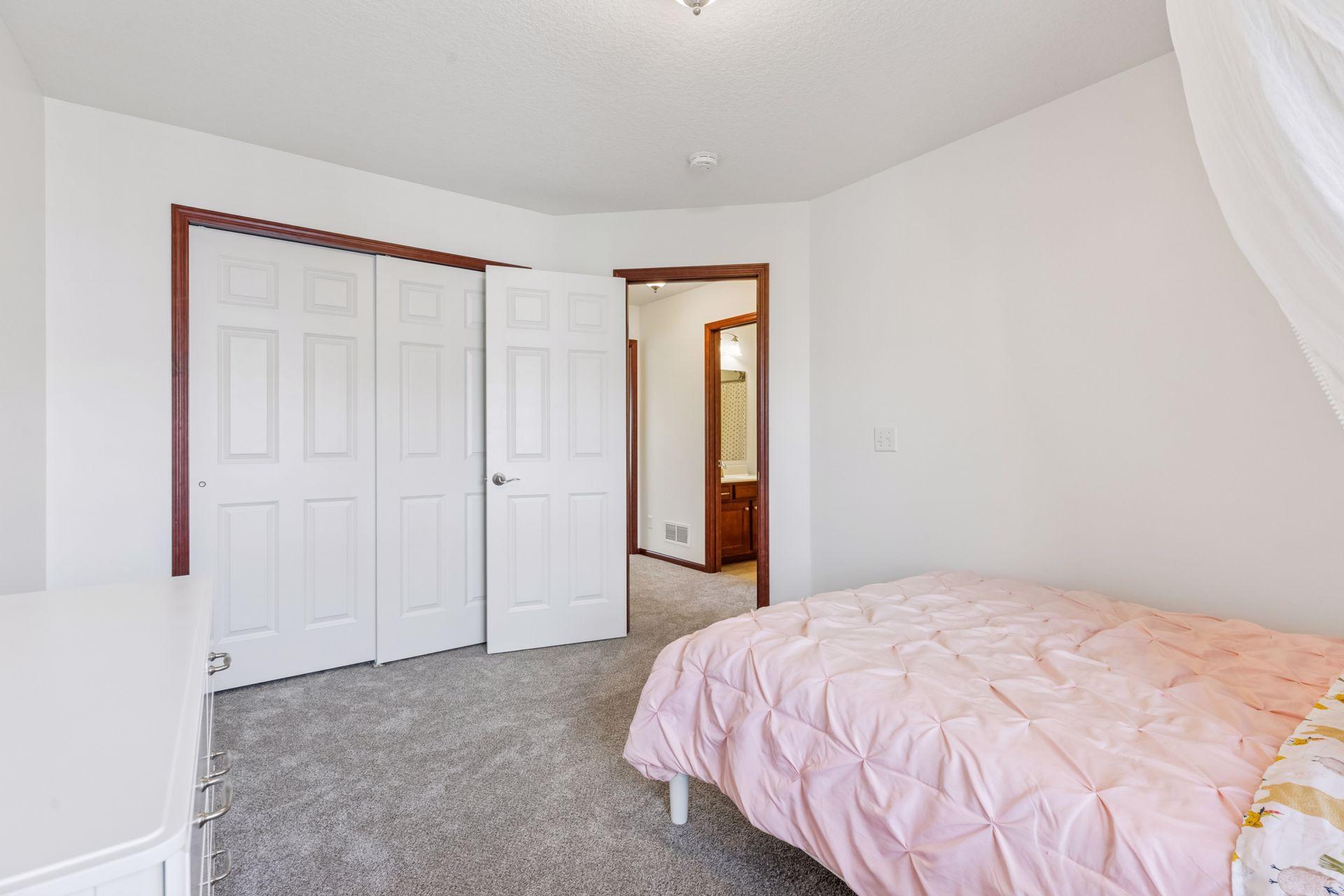 5209 Scott Lane