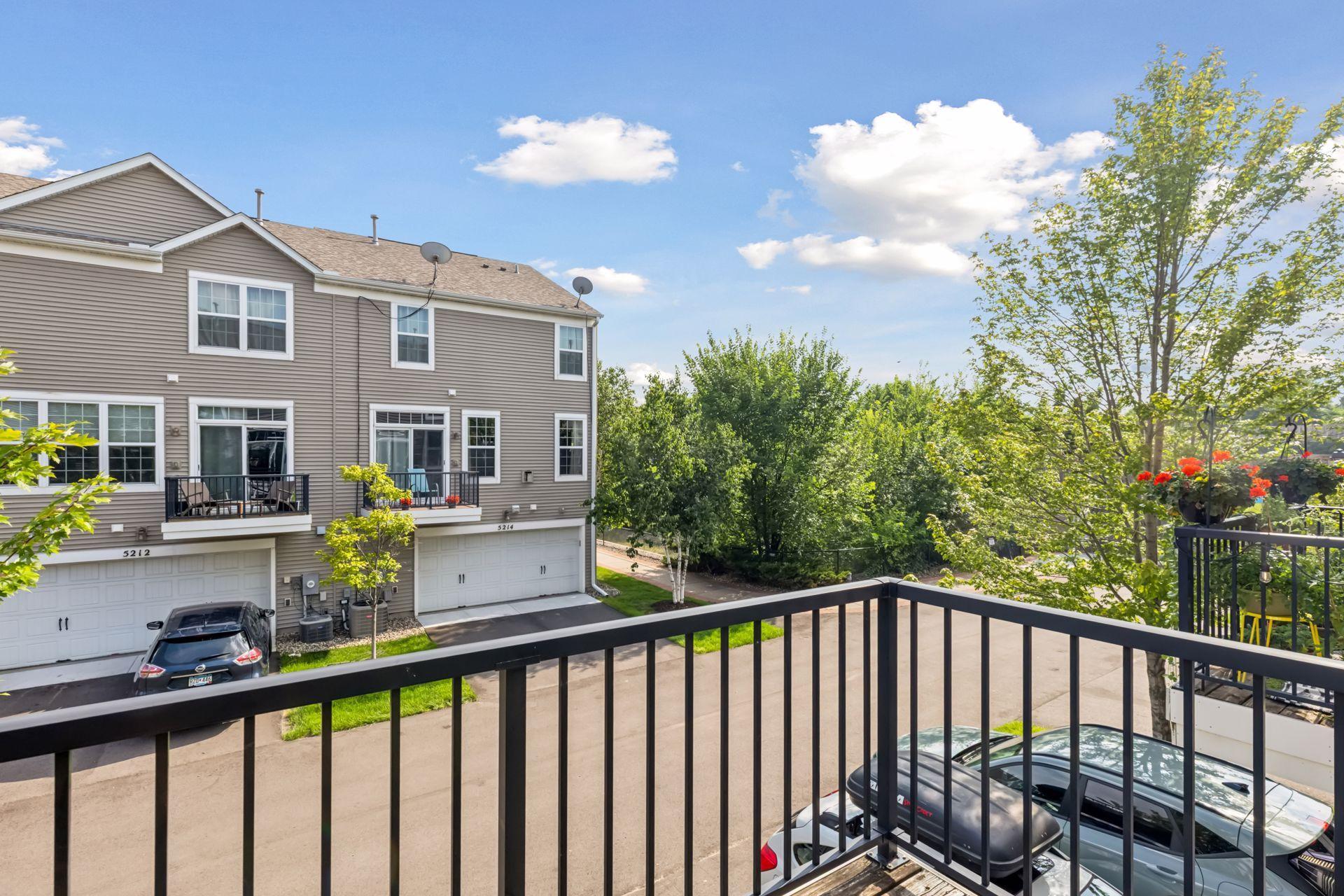 5209 Scott Lane
