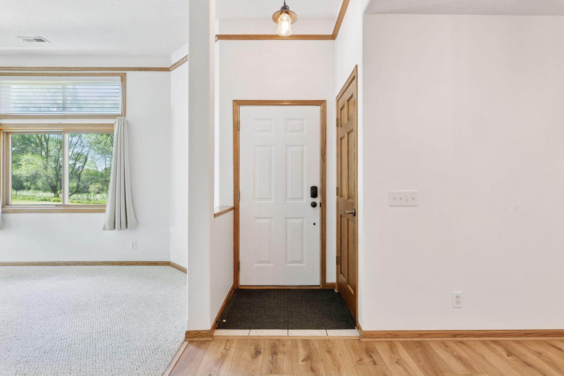 921 Meadowood Lane Unit: 1