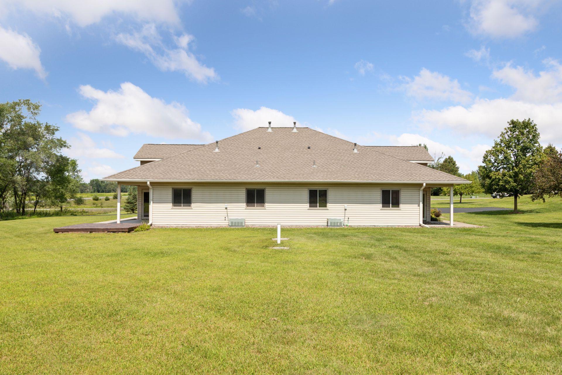 921 Meadowood Lane Unit: 1