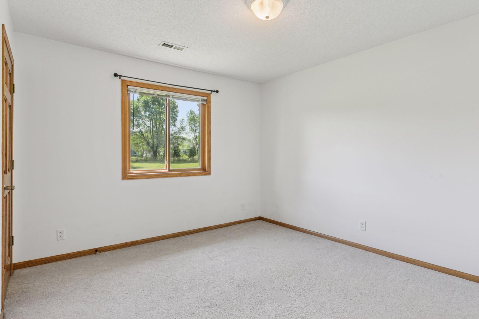 921 Meadowood Lane Unit: 1