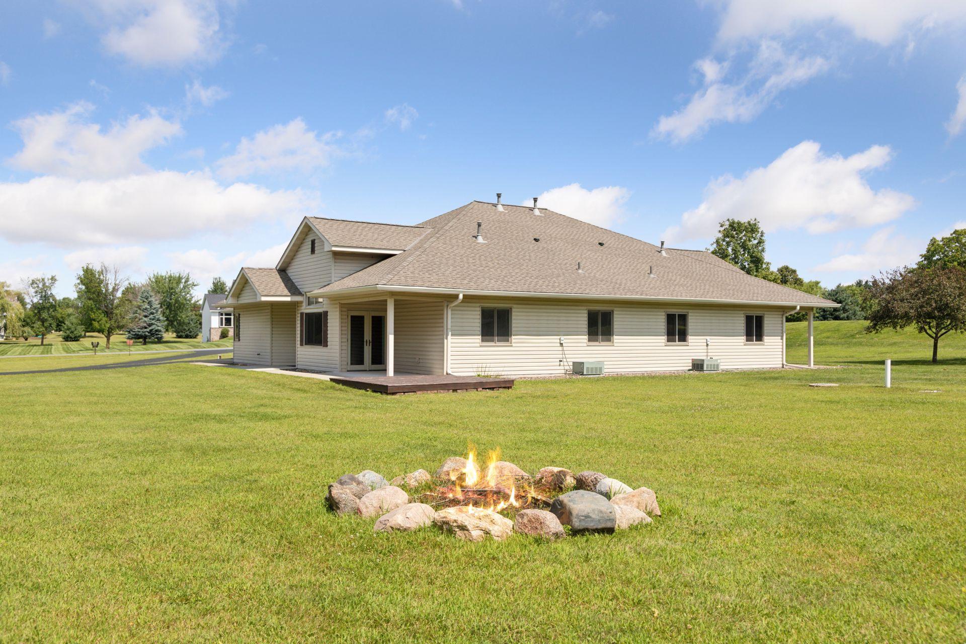 921 Meadowood Lane Unit: 1