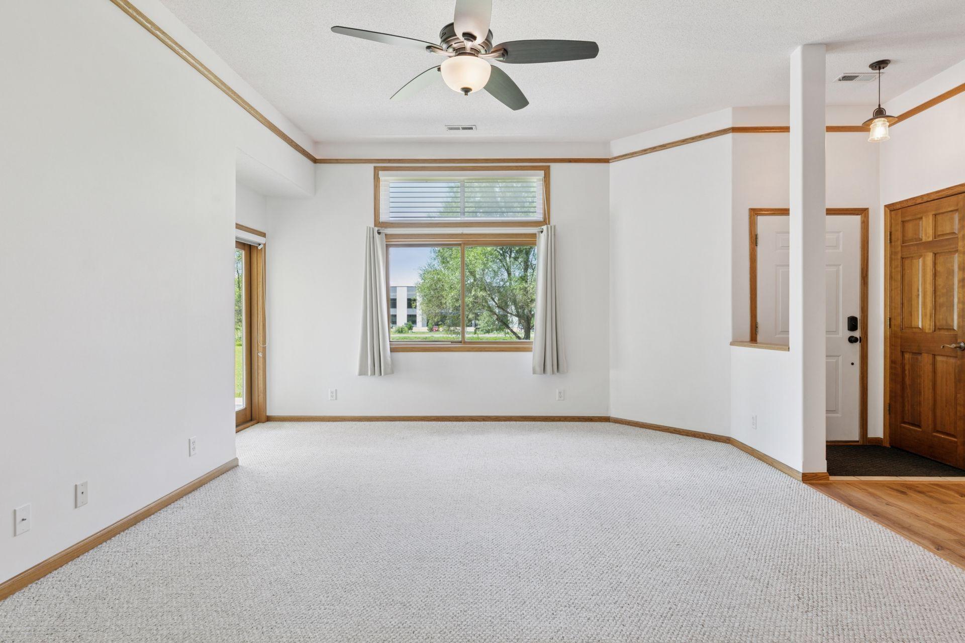 921 Meadowood Lane Unit: 1