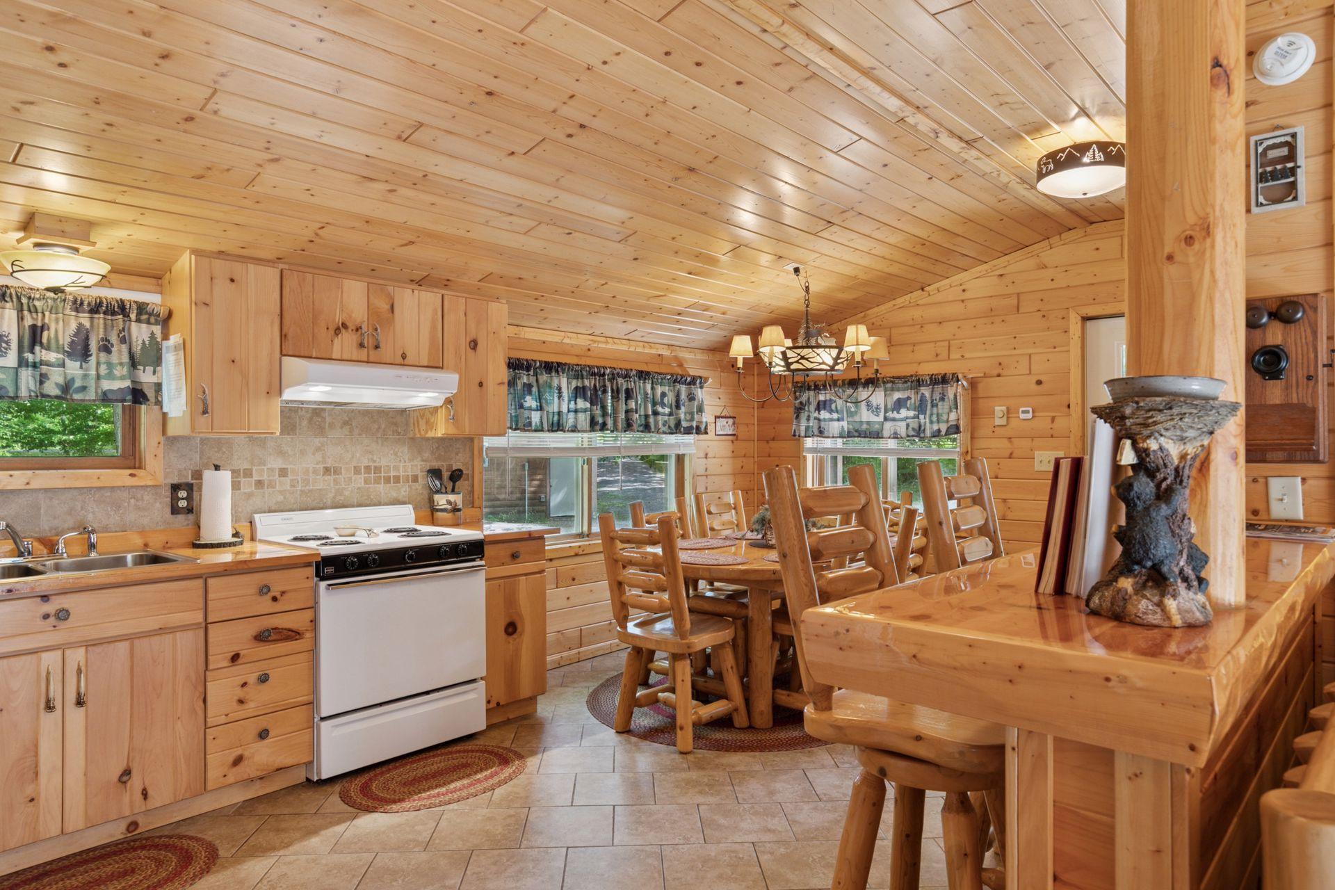 12281 N Pederson Road