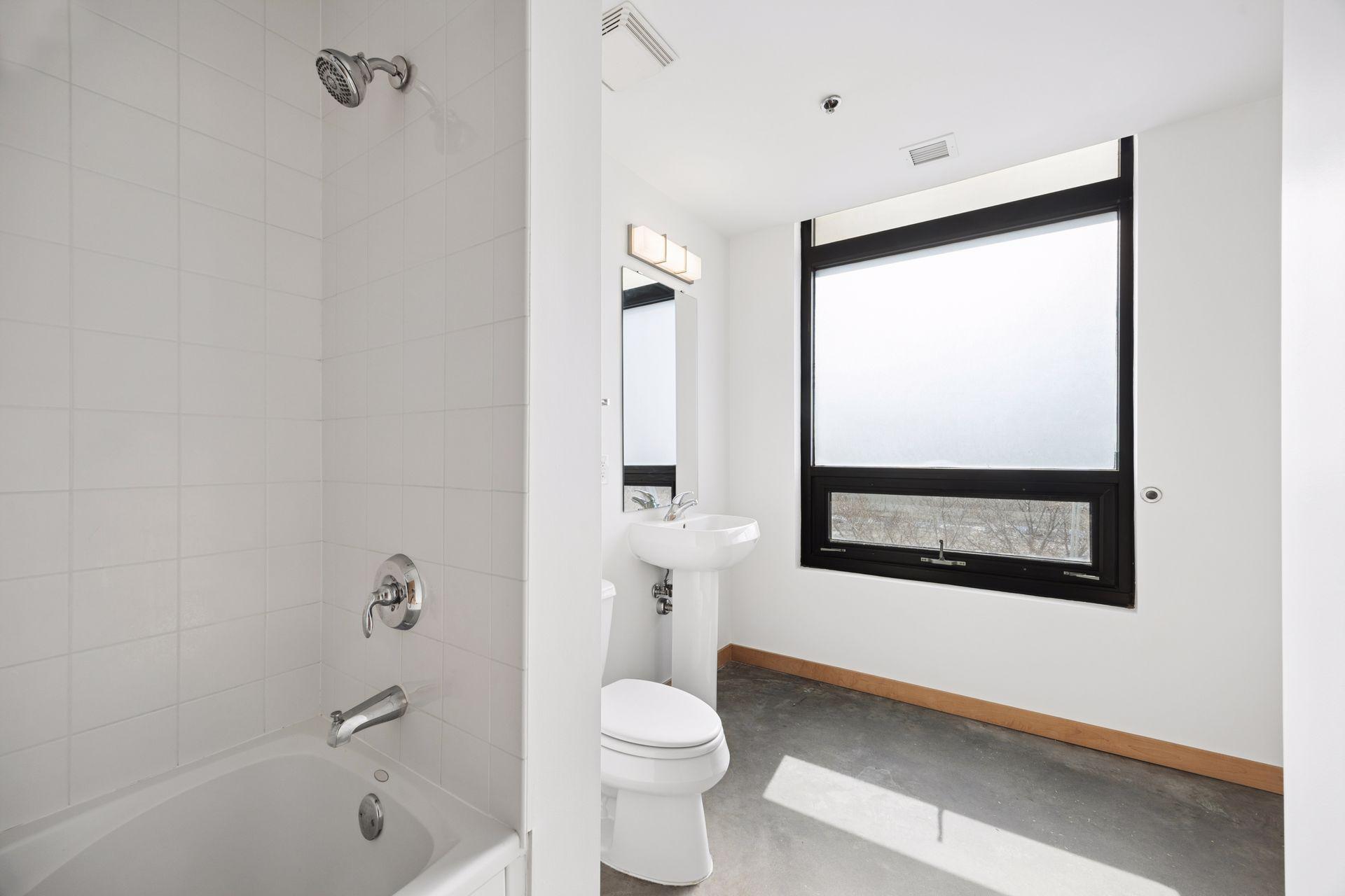 720 N 4th Street Unit: 301