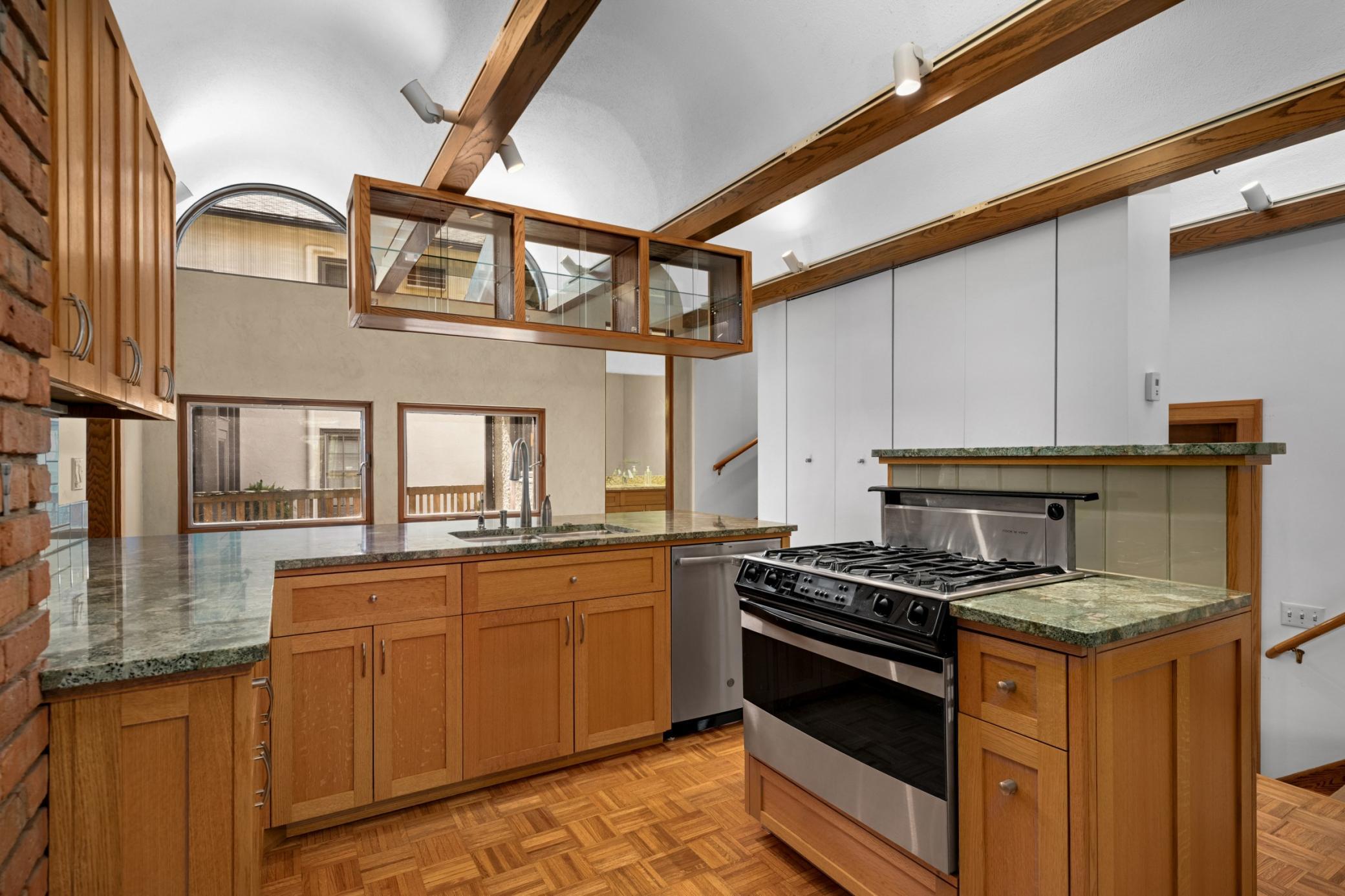 2418 W 22nd Street
