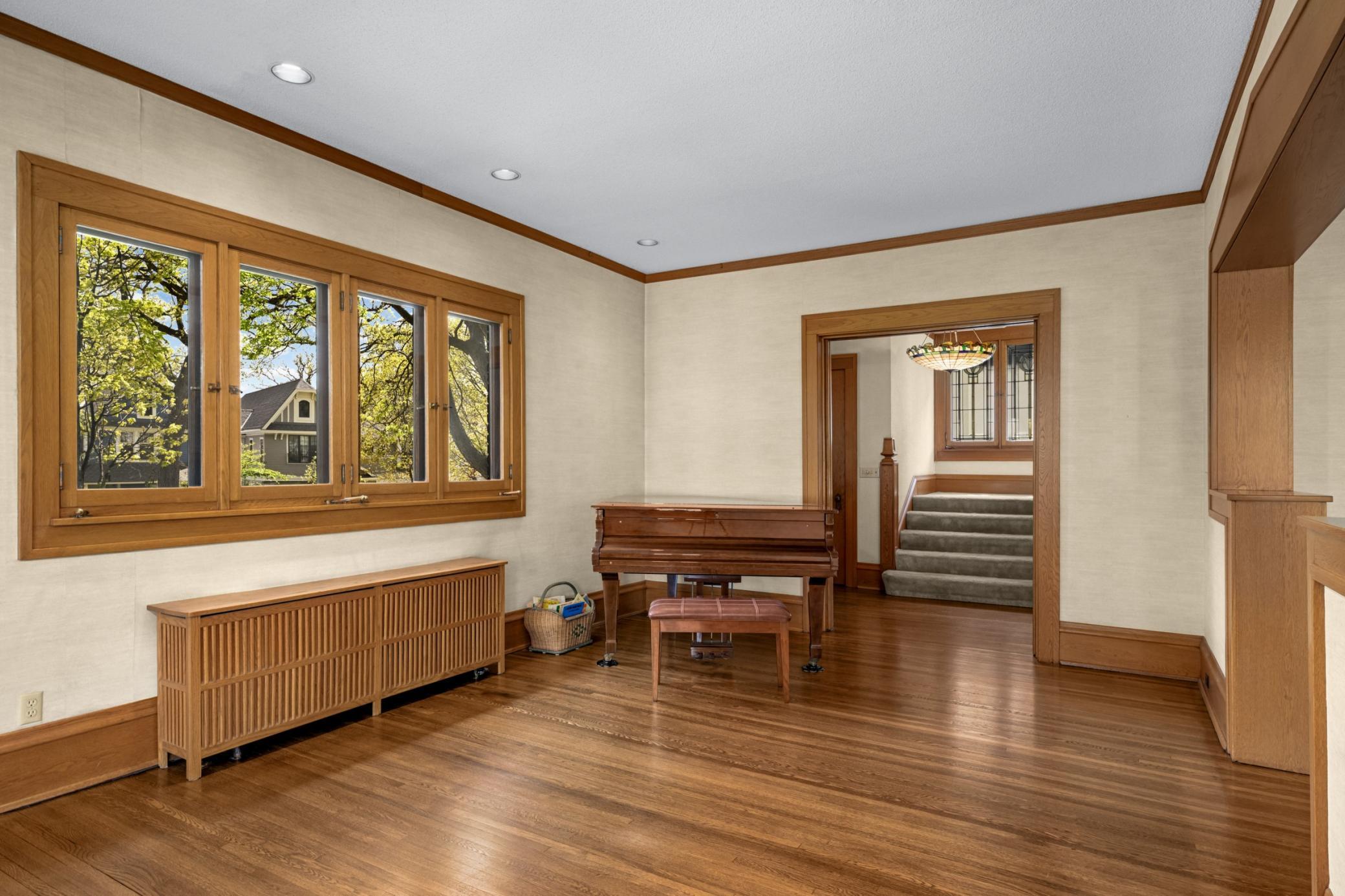 2418 W 22nd Street