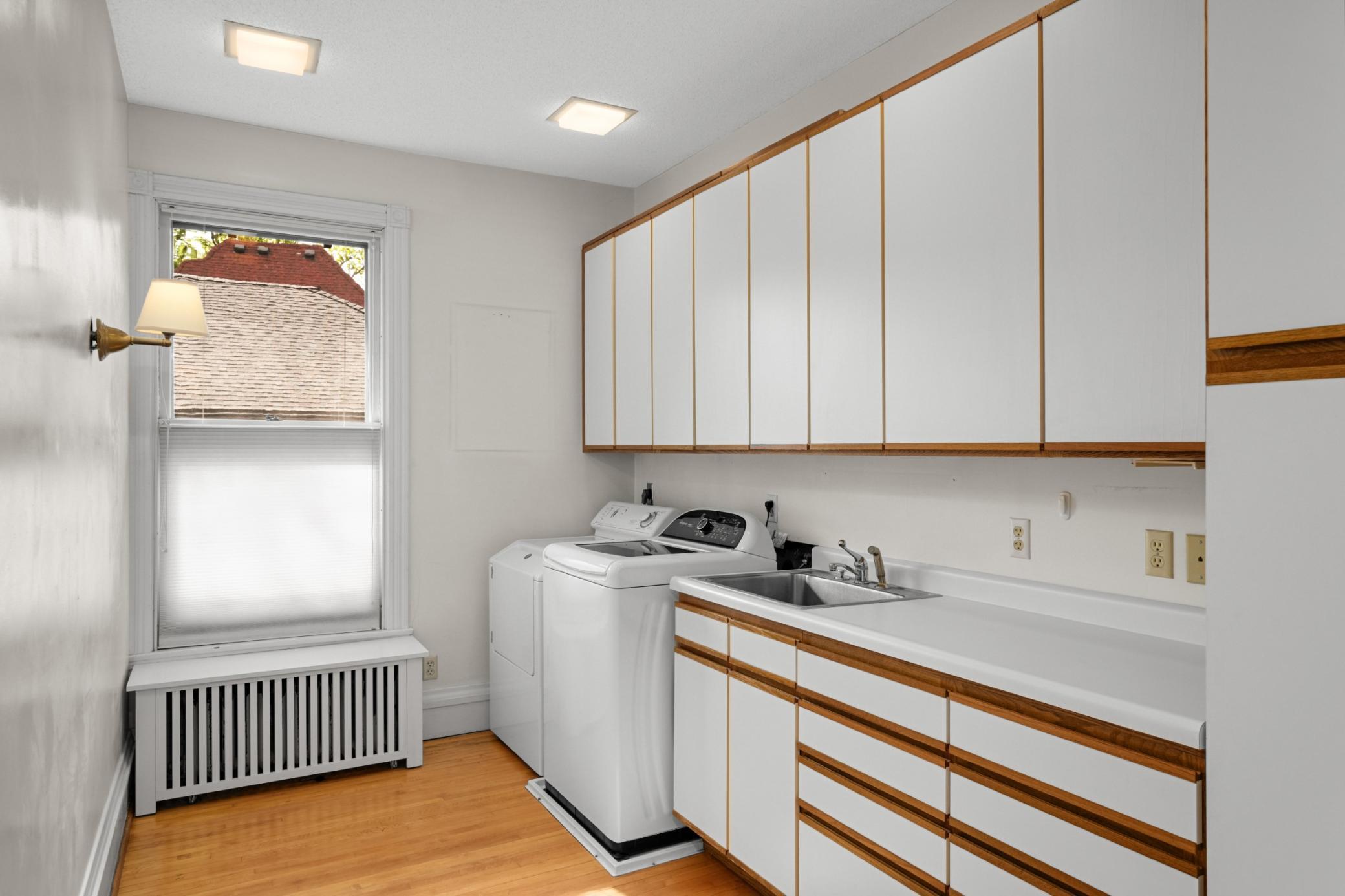 2418 W 22nd Street