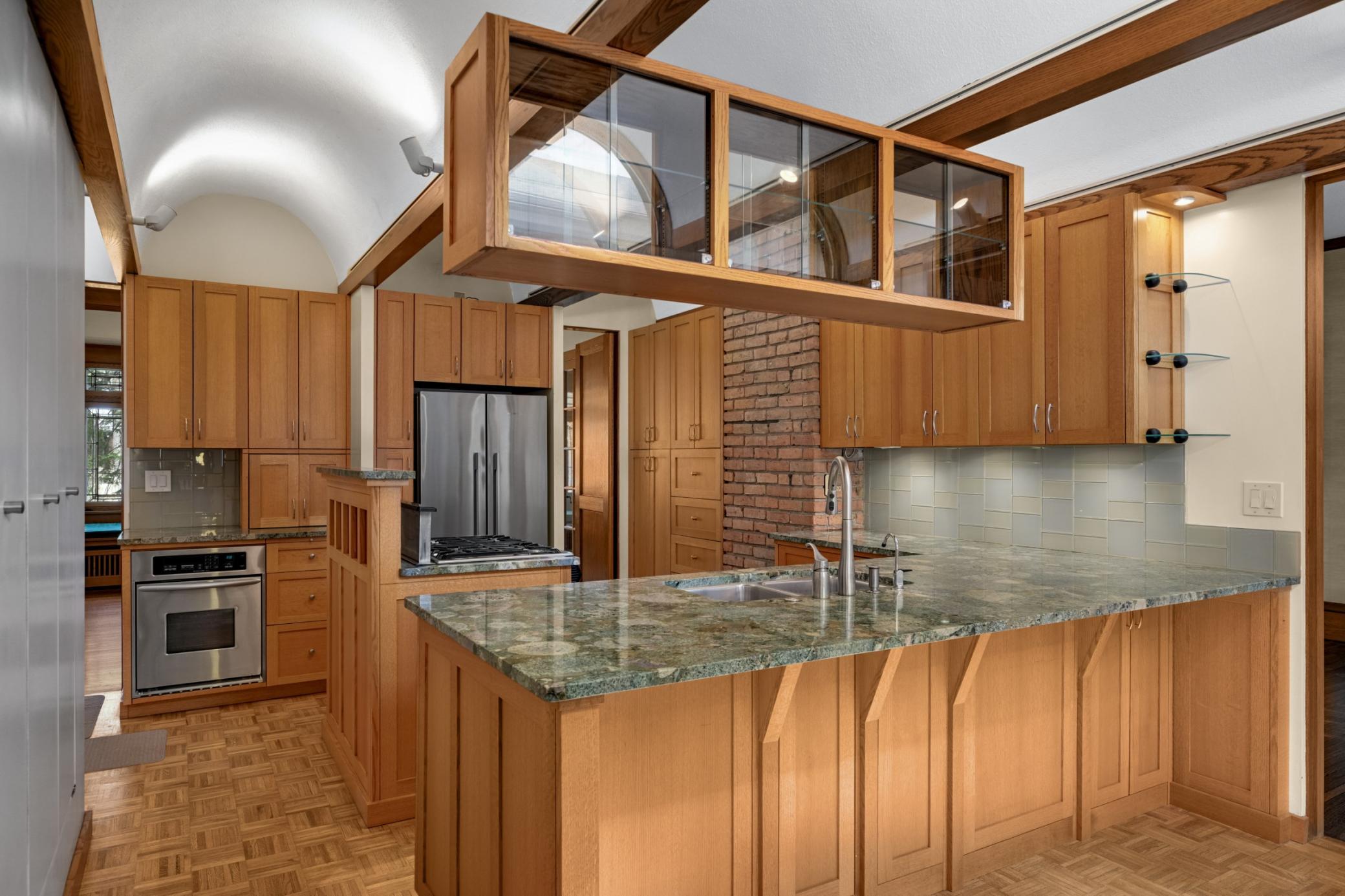 2418 W 22nd Street