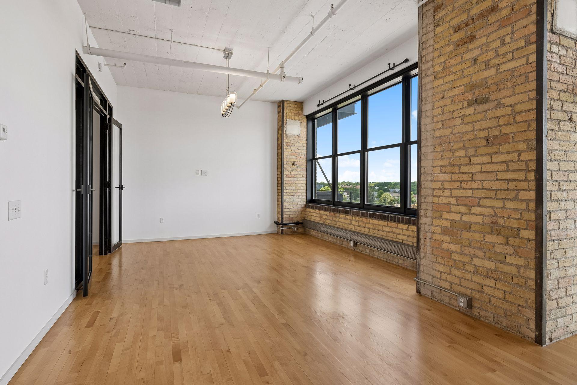 290 Market Street Unit: 509