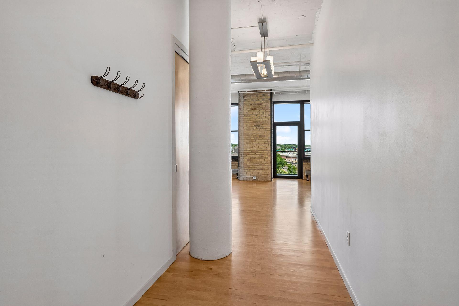 290 Market Street Unit: 509