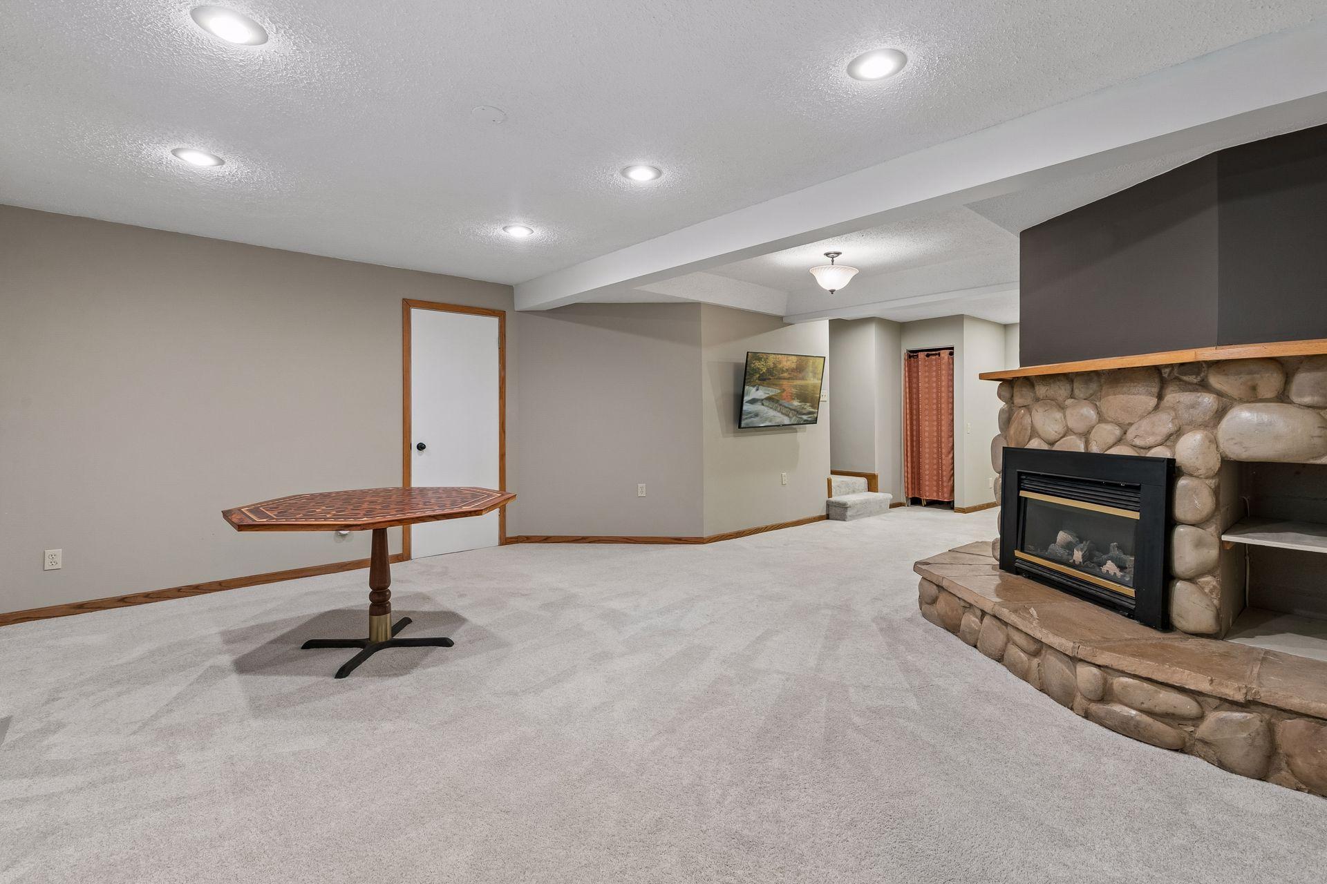 18363 Jasper Path