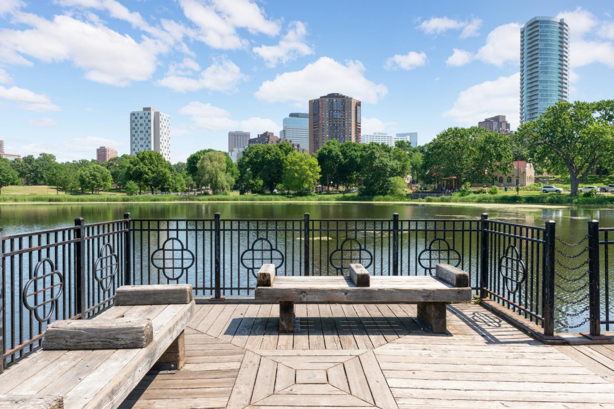 1901 Emerson Avenue S Unit: 104