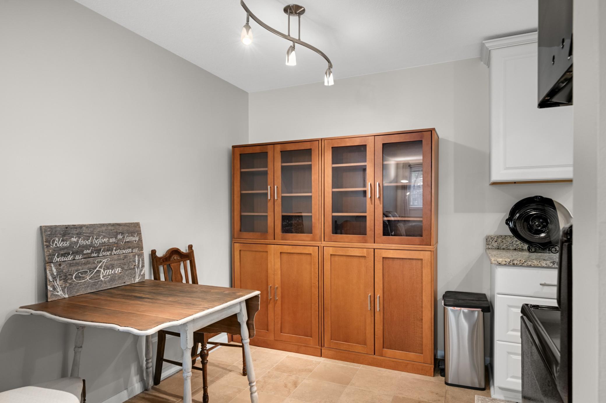 1901 Emerson Avenue S Unit: 104