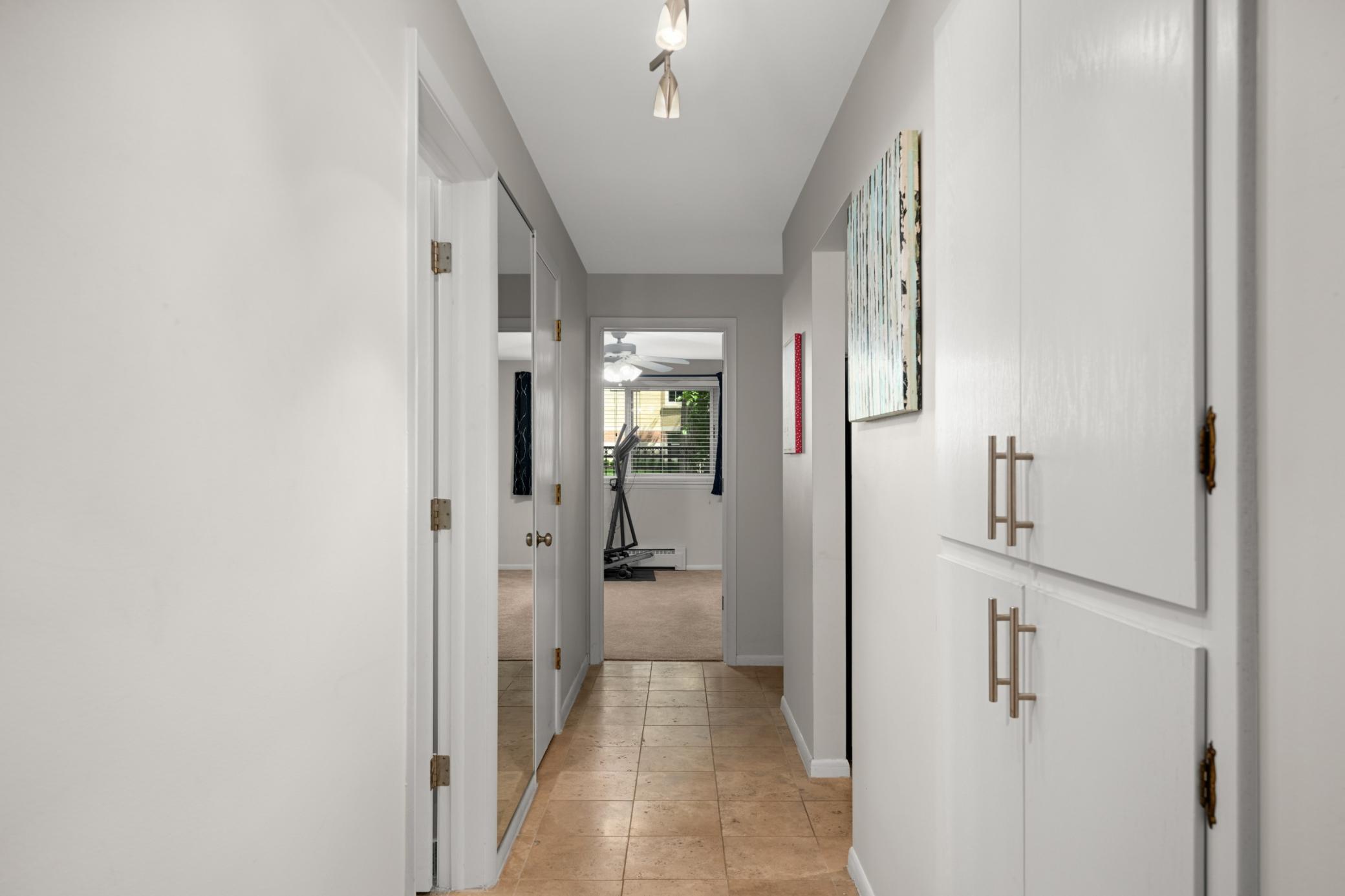 1901 Emerson Avenue S Unit: 104