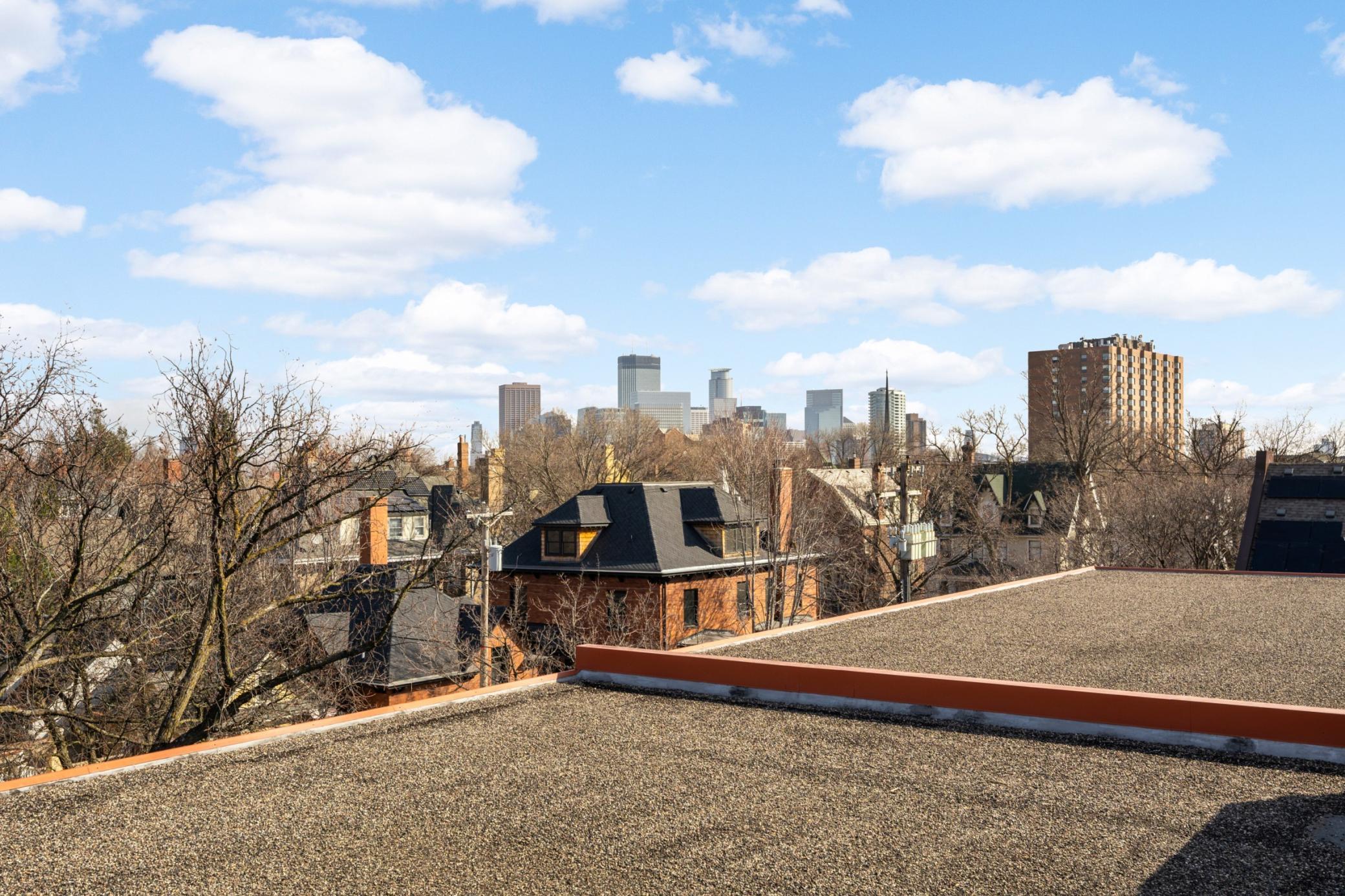1901 Emerson Avenue S Unit: 104