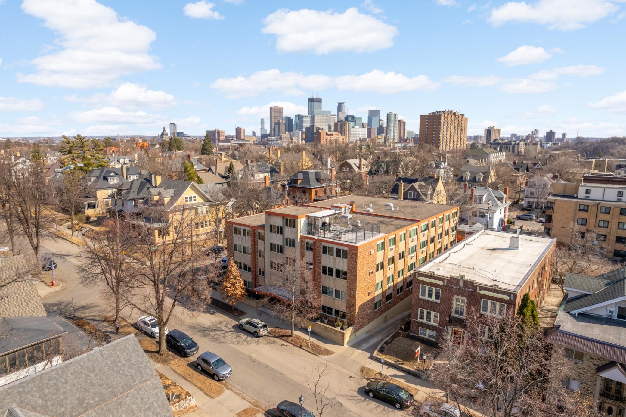 1901 Emerson Avenue S Unit: 104