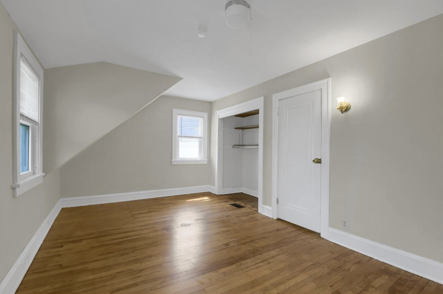 237 Cedar Lake Road N