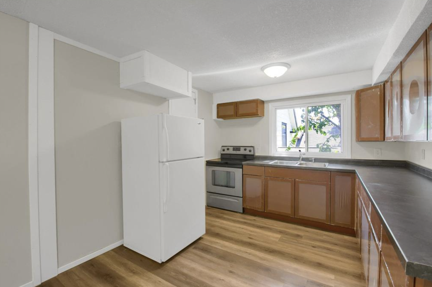 237 Cedar Lake Road N