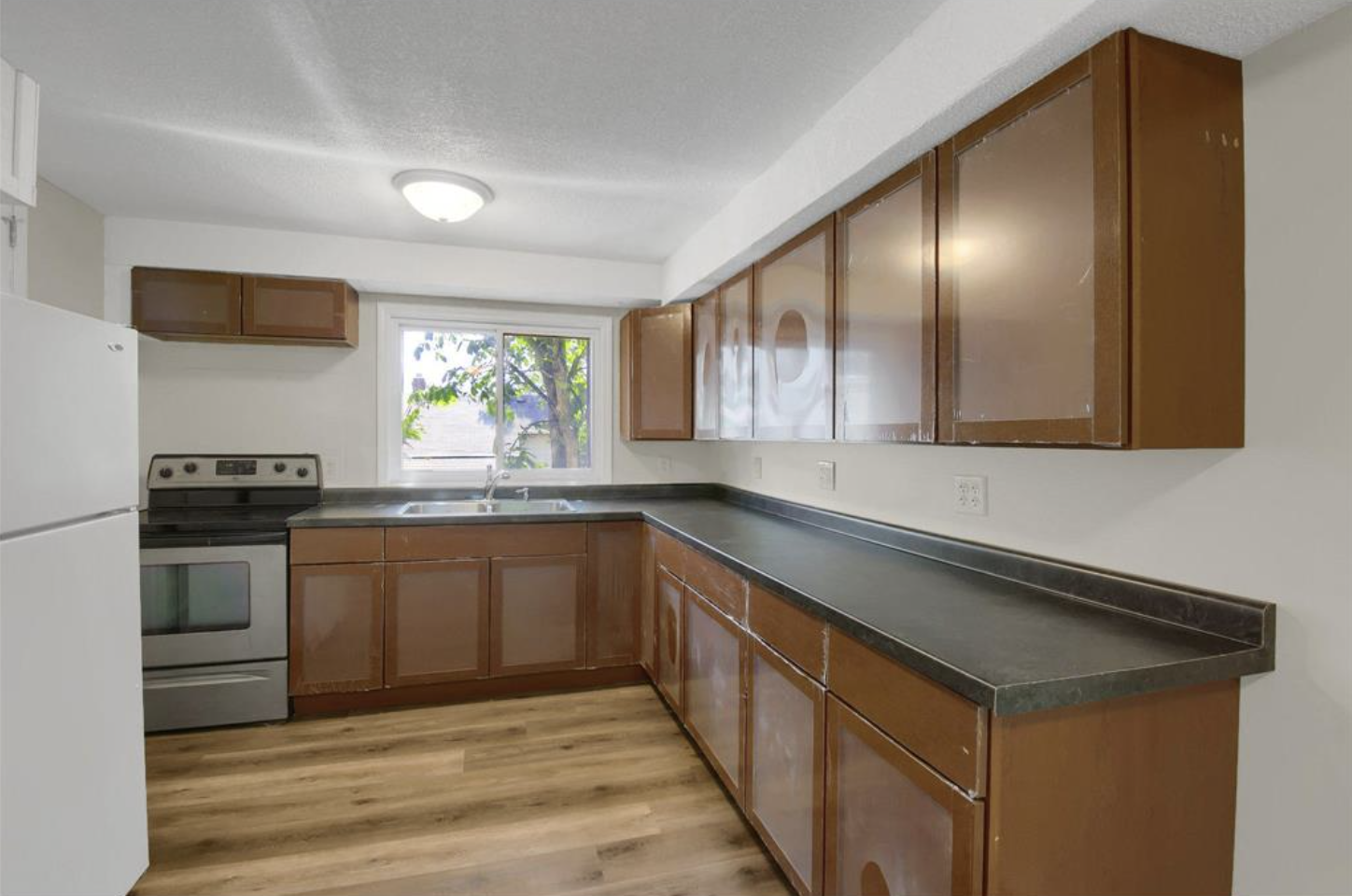 237 Cedar Lake Road N