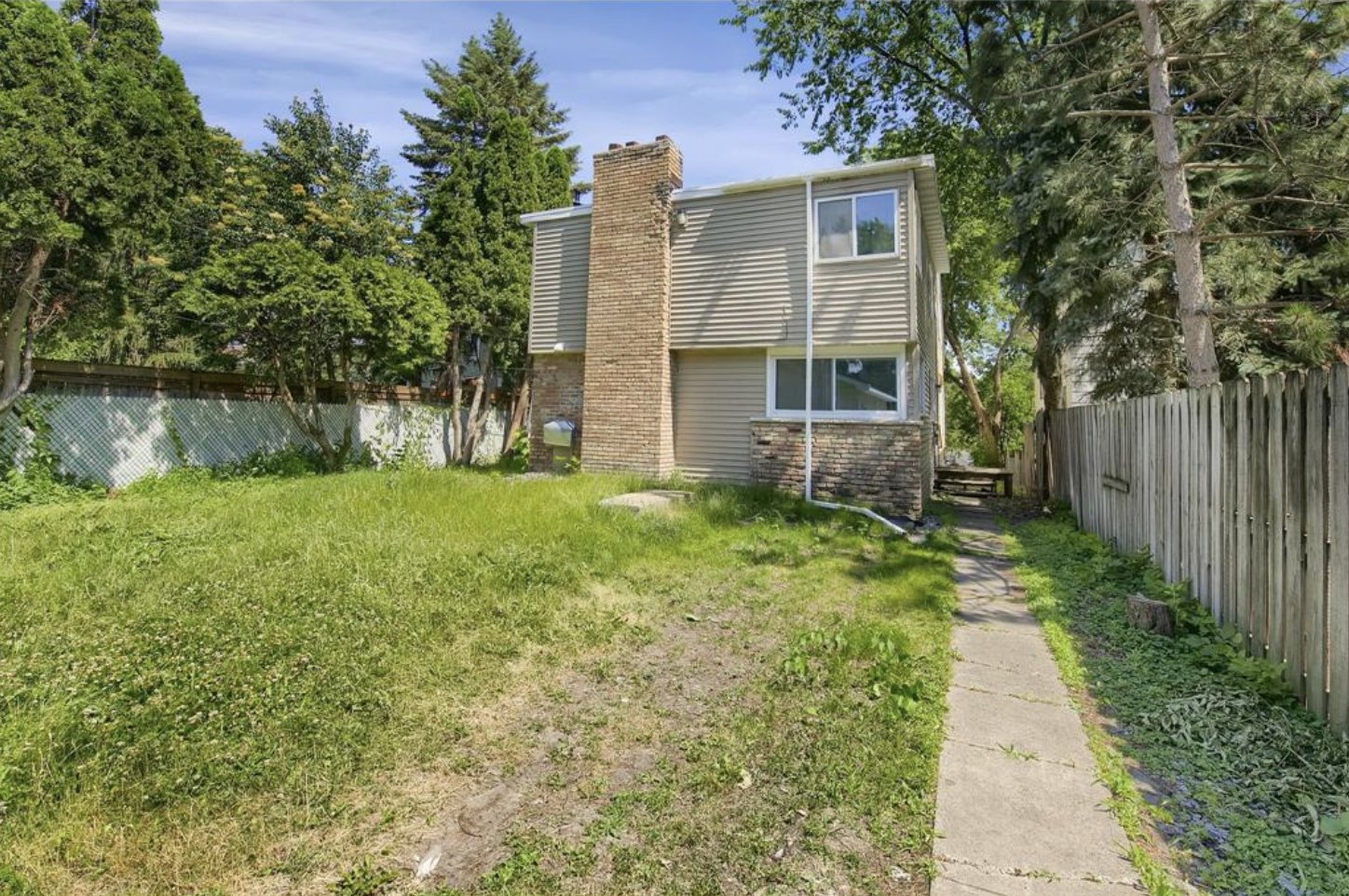 237 Cedar Lake Road N