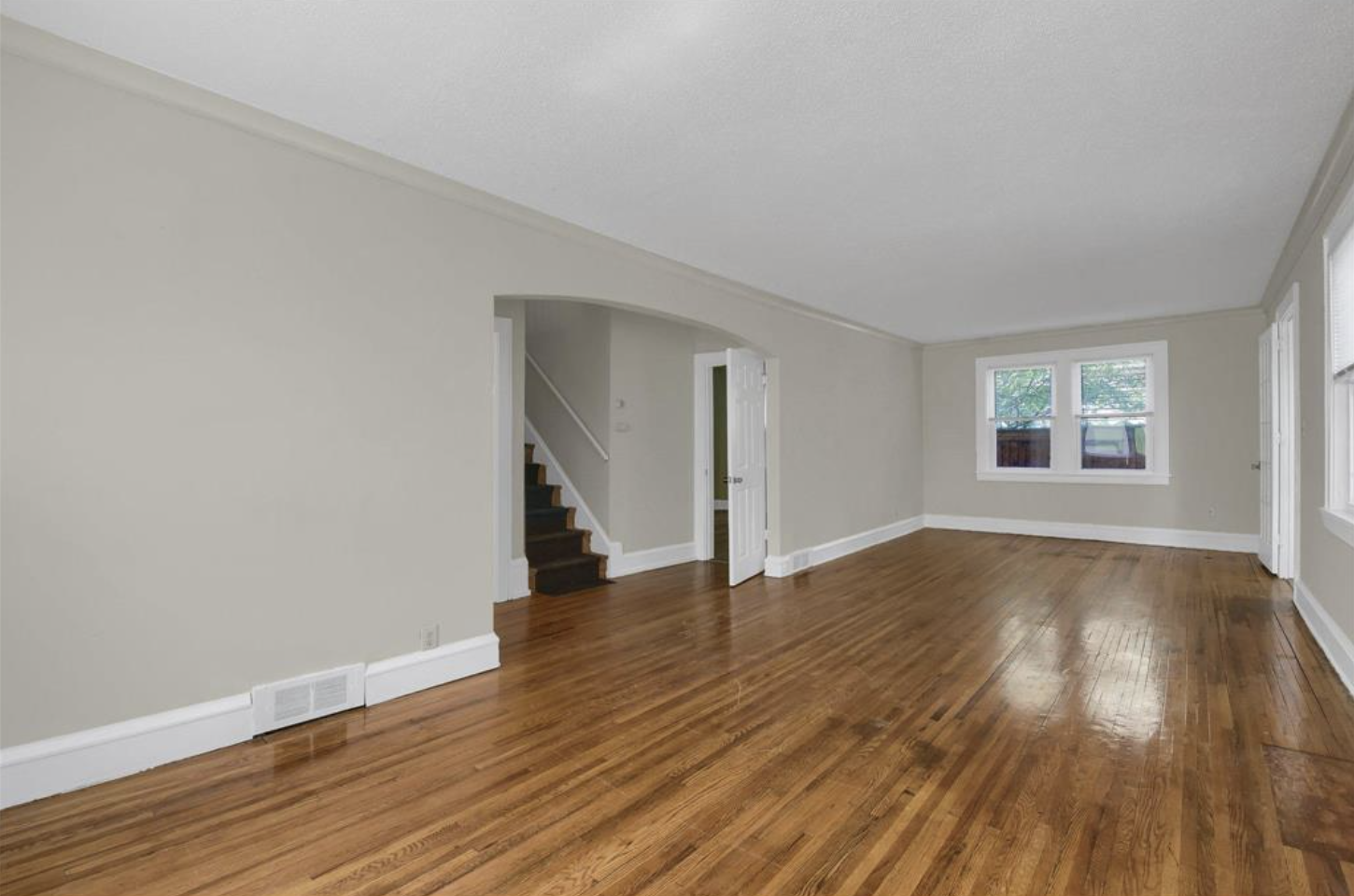 237 Cedar Lake Road N