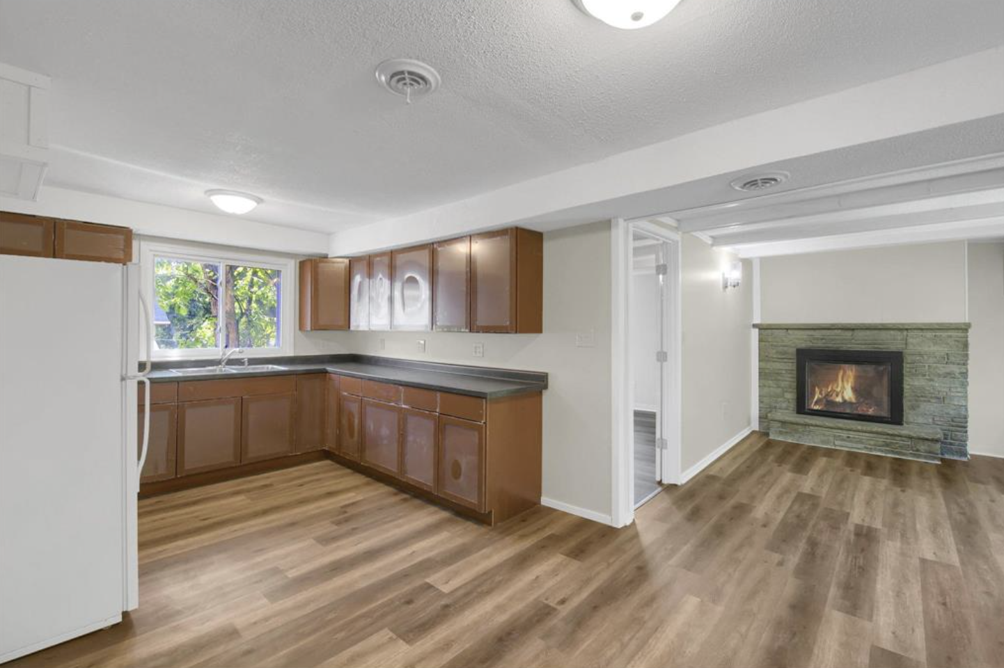 237 Cedar Lake Road N
