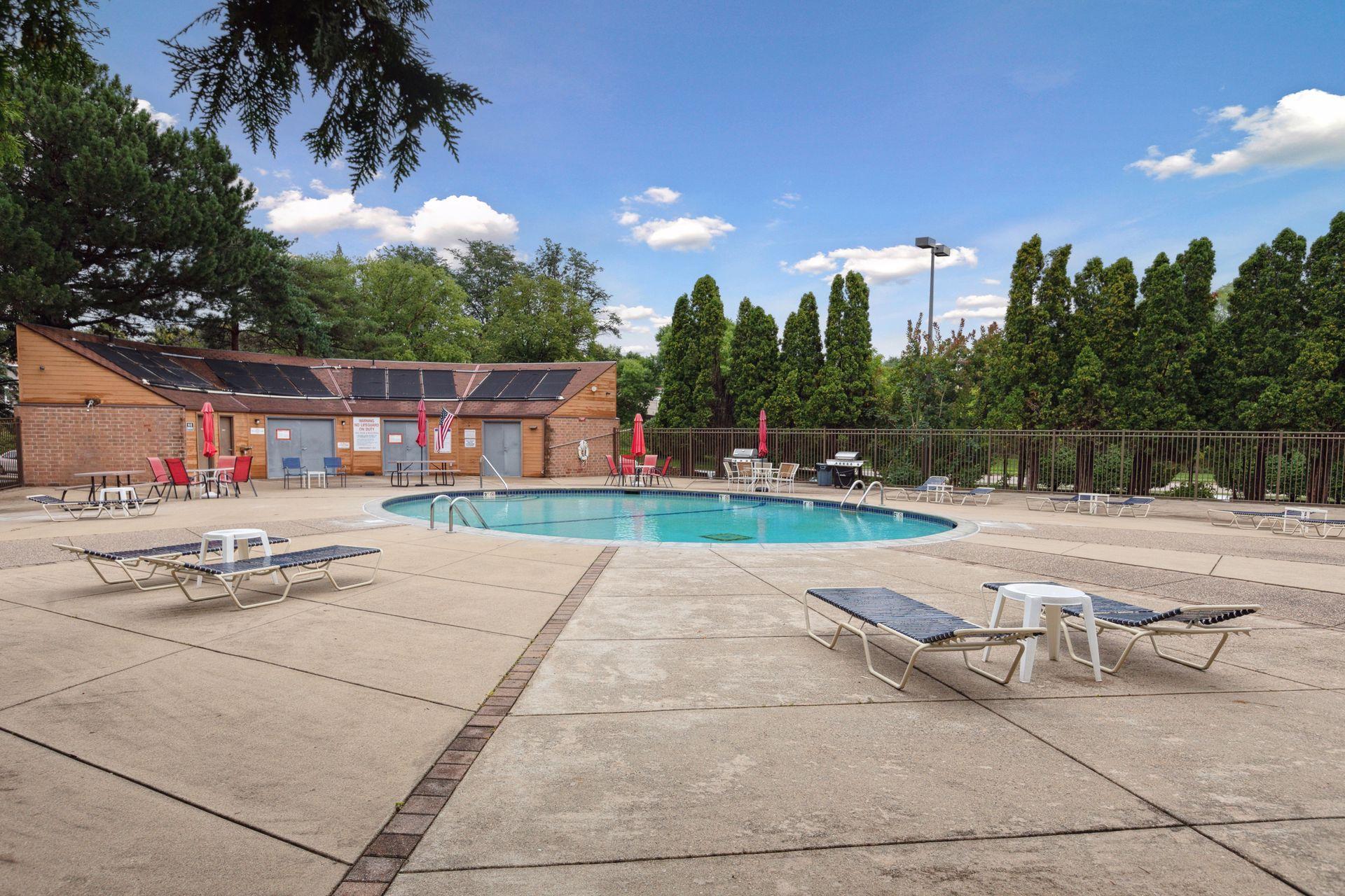 3320 Louisiana Avenue S Unit: 311