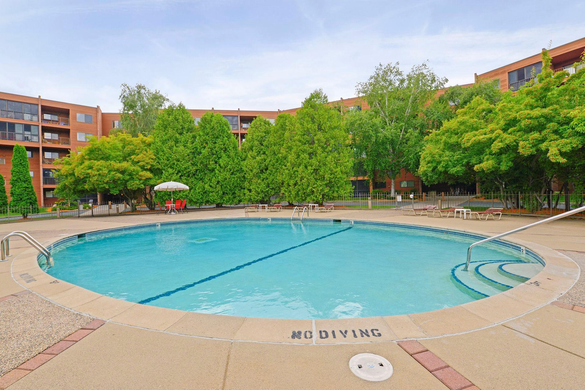 3320 Louisiana Avenue S Unit: 311