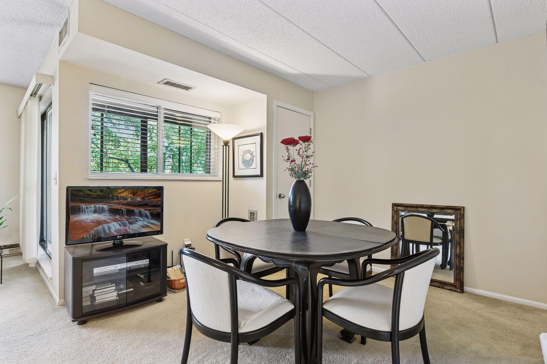 3320 Louisiana Avenue S Unit: 311