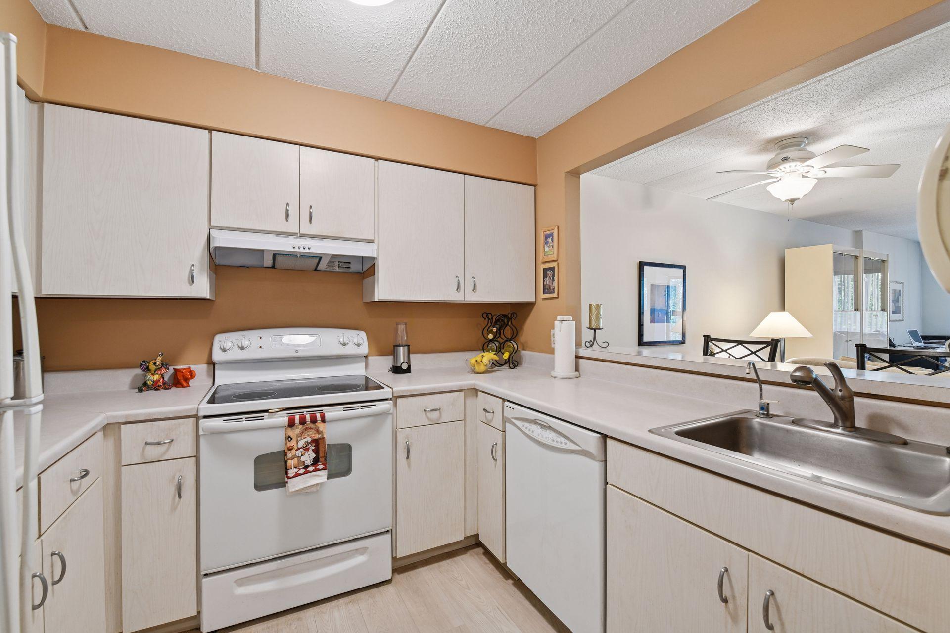 3320 Louisiana Avenue S Unit: 311