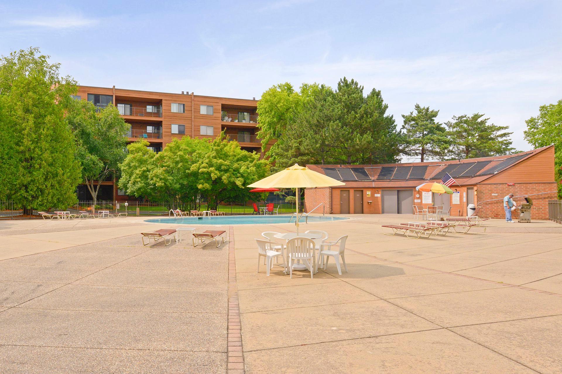 3320 Louisiana Avenue S Unit: 311