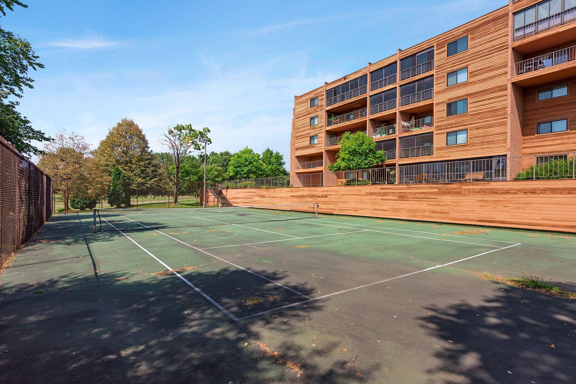 3320 Louisiana Avenue S Unit: 311