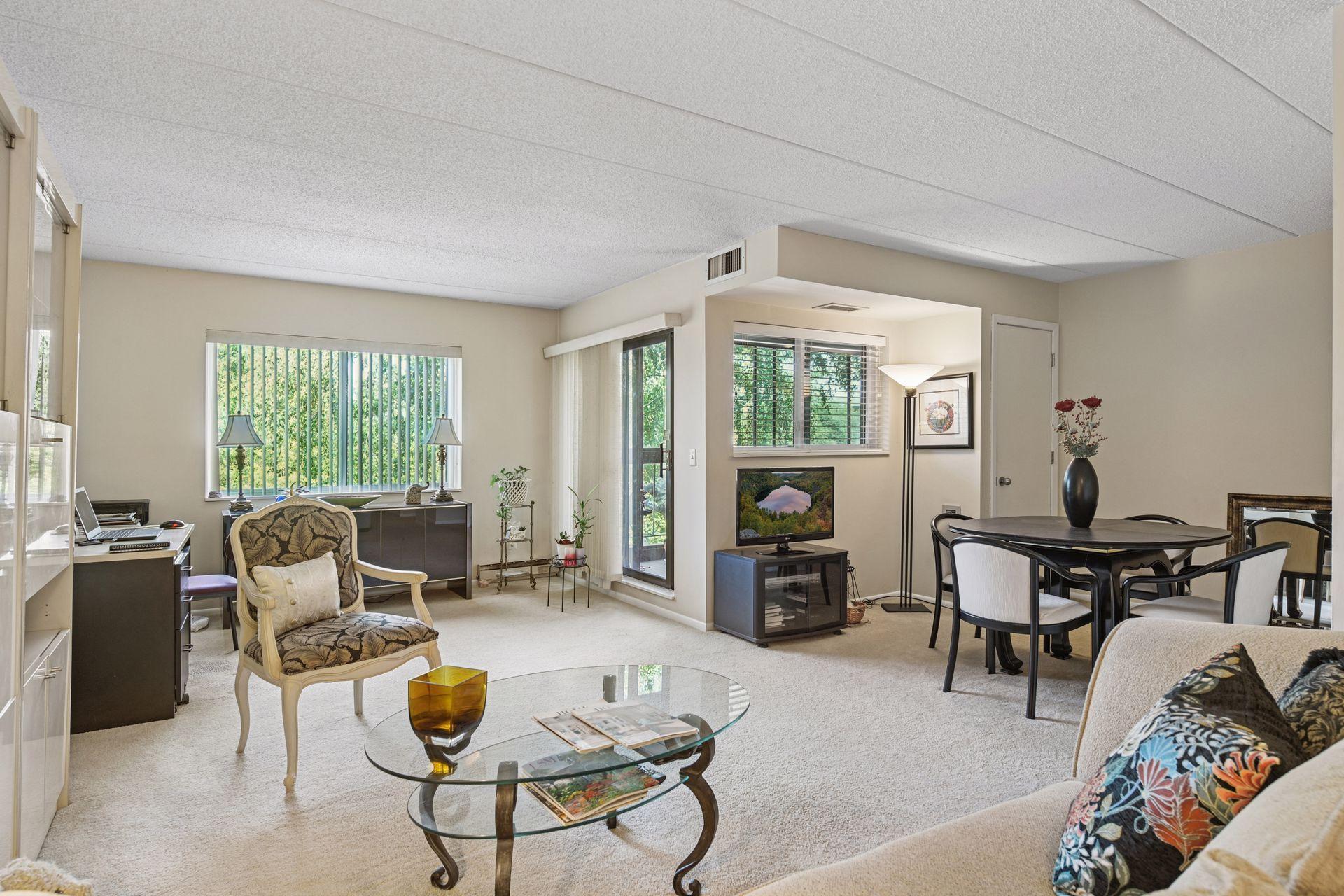 3320 Louisiana Avenue S Unit: 311