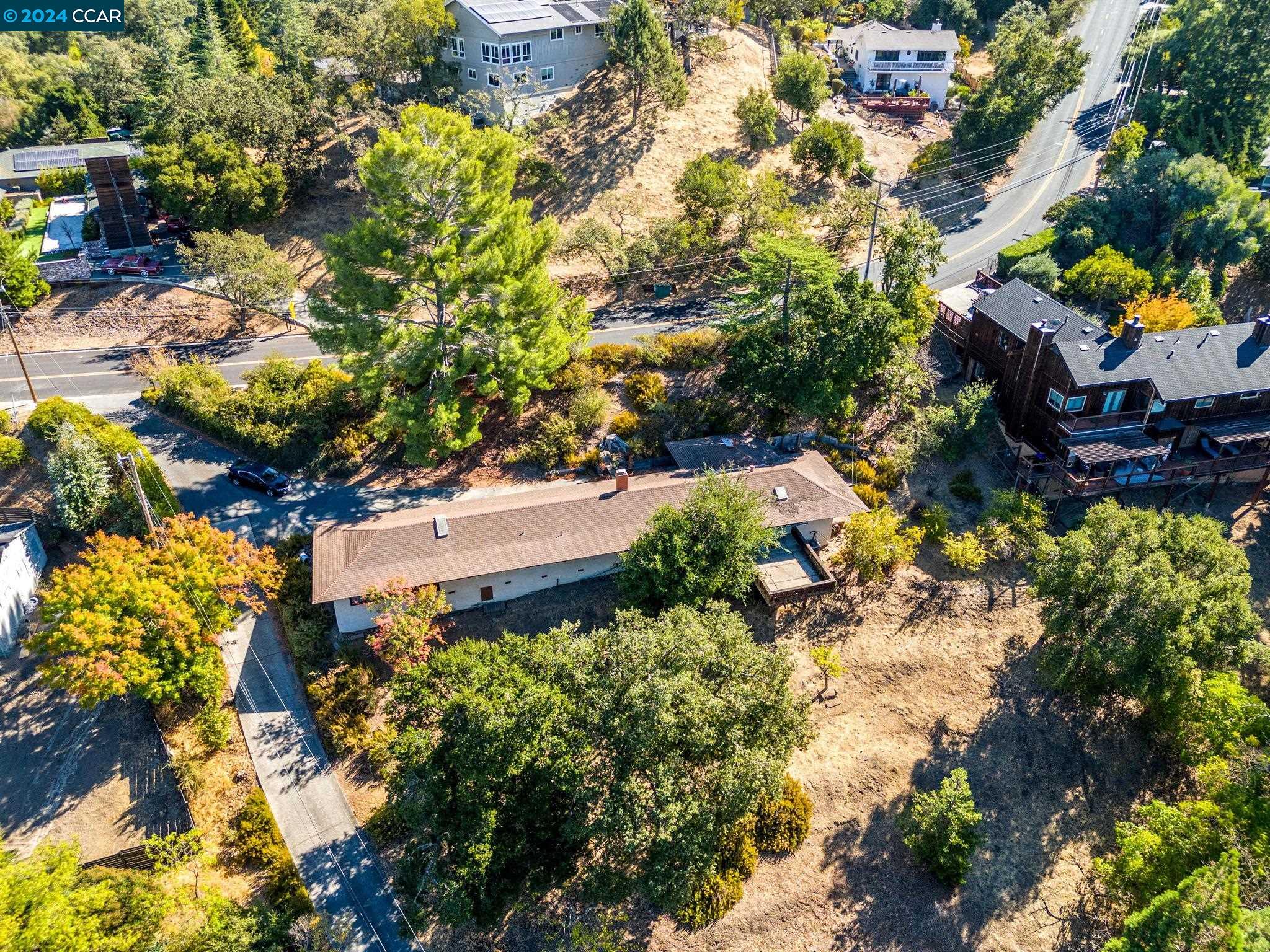 144 Castle Crest Rd